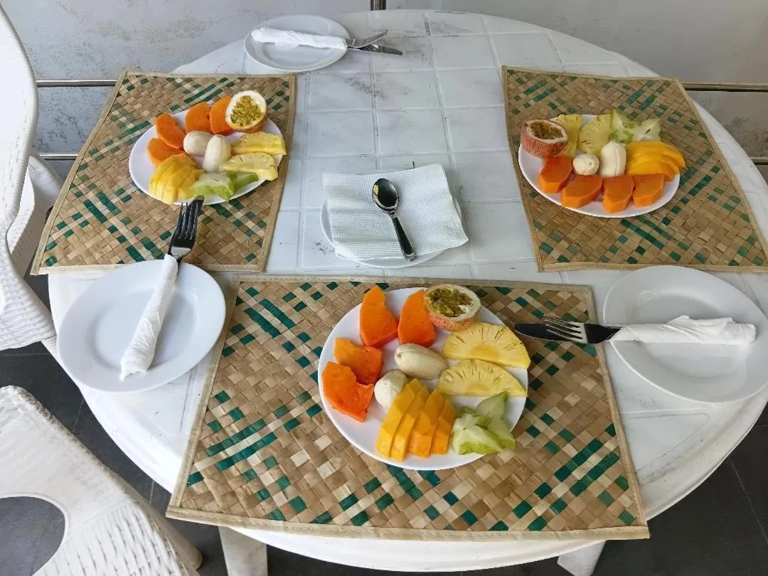 Food in Aurelle Villa