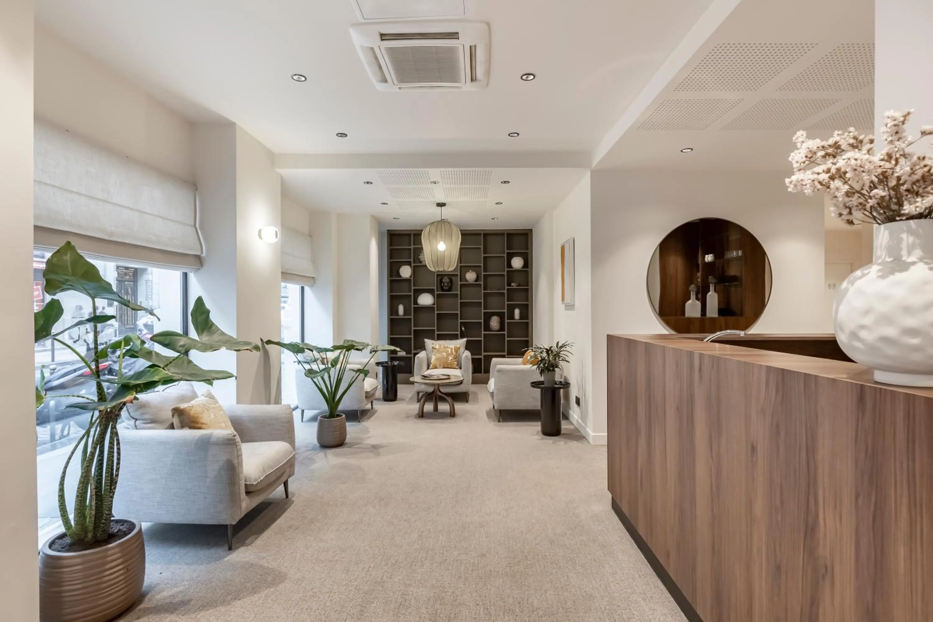 Lobby or reception in Le Monsieur By Sweett