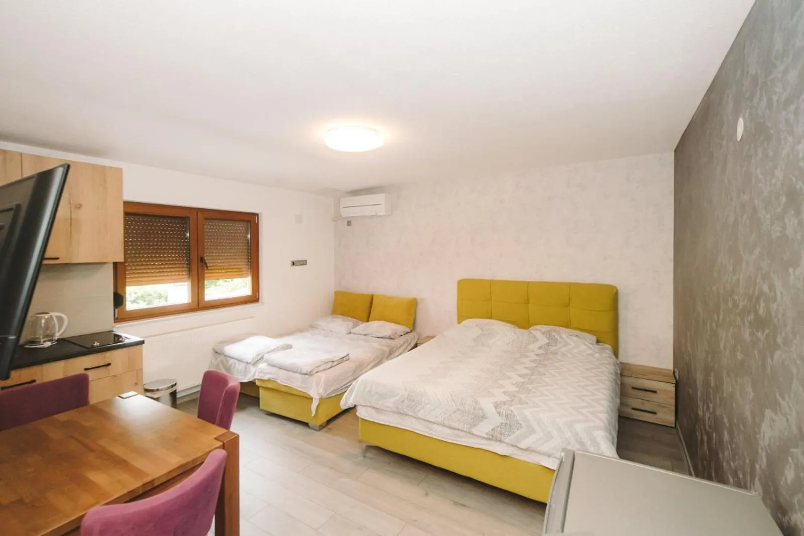 Bed in Apartmani Vesto