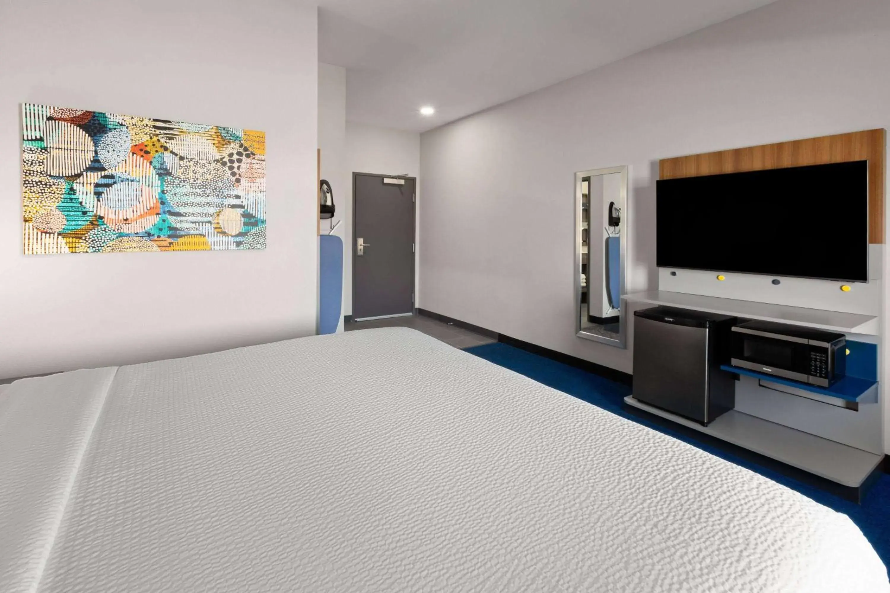 Photo of the whole room, Bed in Microtel Inn & Suites by Wyndham Olive Branch Photo of the whole room, Bed in Microtel Inn & Suites by Wyndham Olive Branch