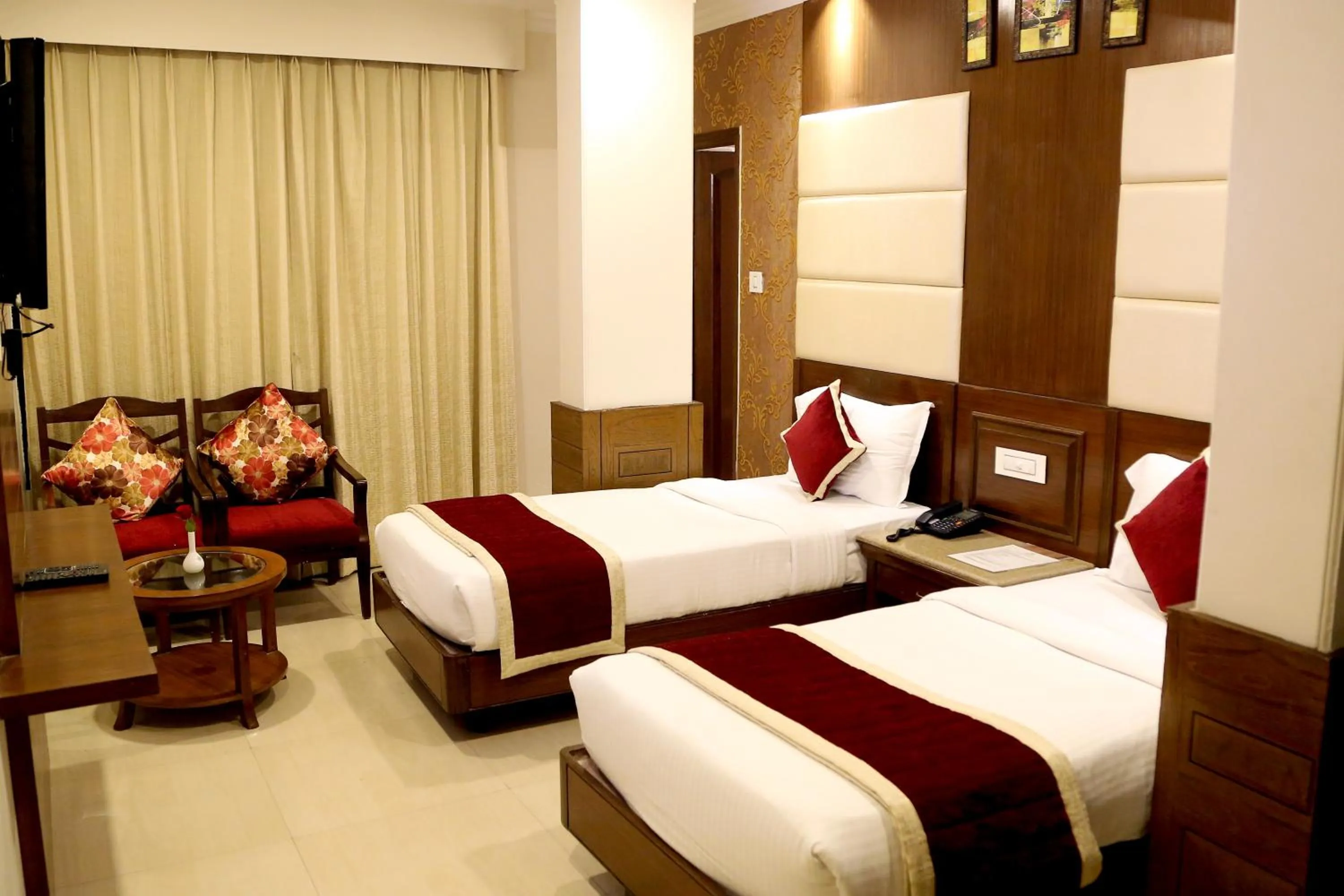 Bed in Hotel Shagun Chandigarh Zirakpur