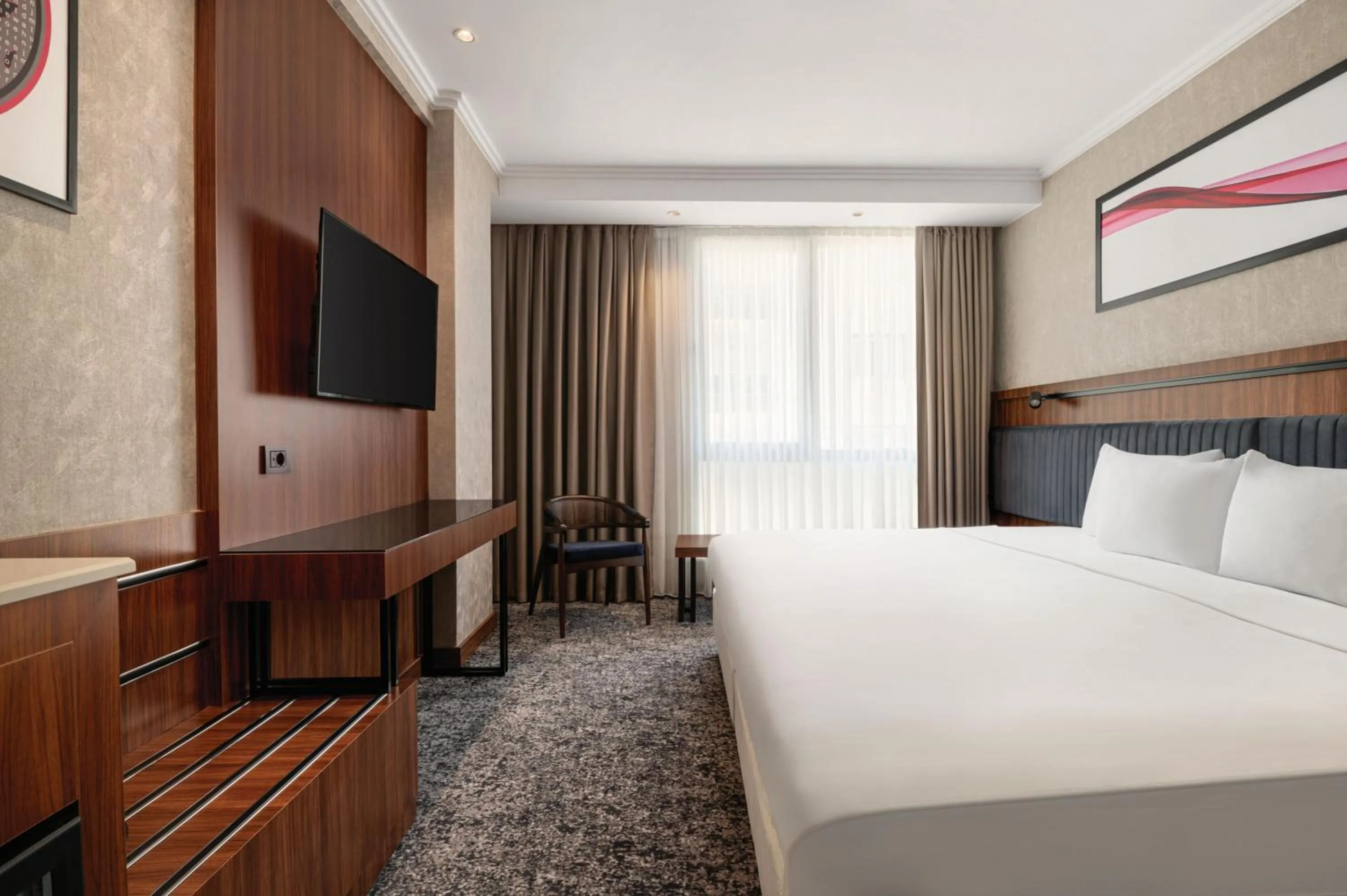 Facility for disabled guests, Bed in Ramada by Wyndham Gaziantep