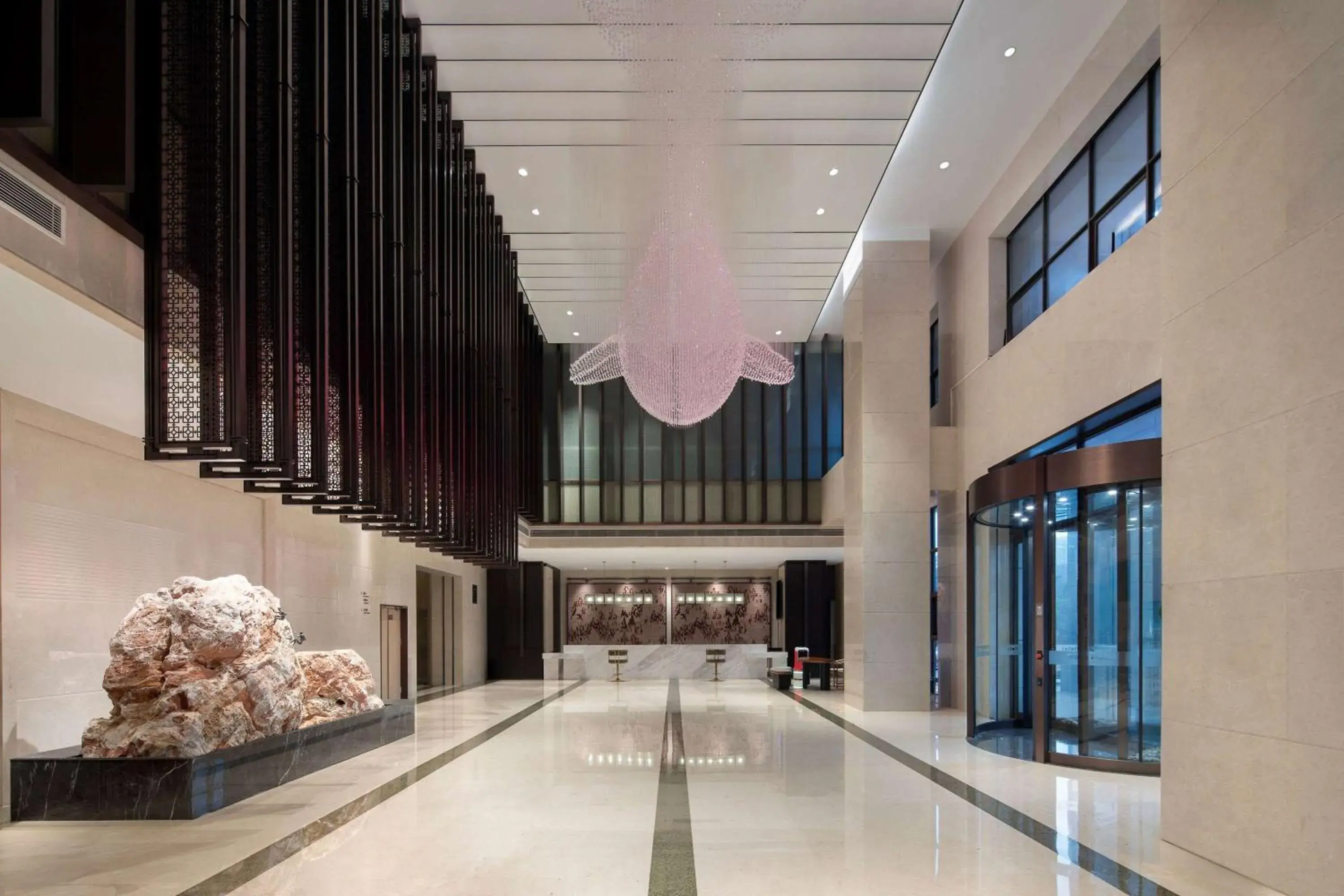 Lobby or reception in Days Hotel by Wyndham Changsha Kaifu Lobby or reception in Days Hotel by Wyndham Changsha Kaifu