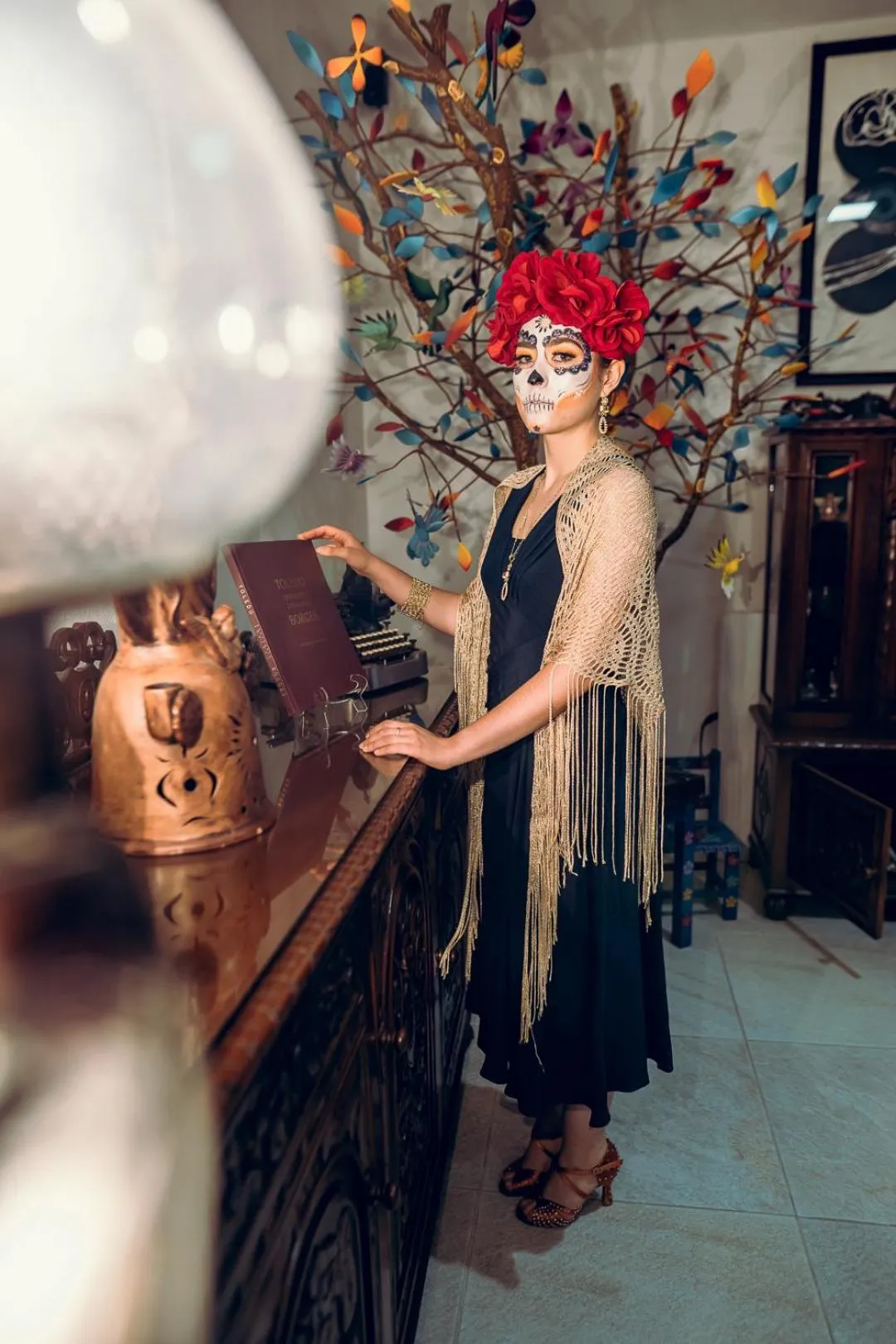 People in La Casa Carlota