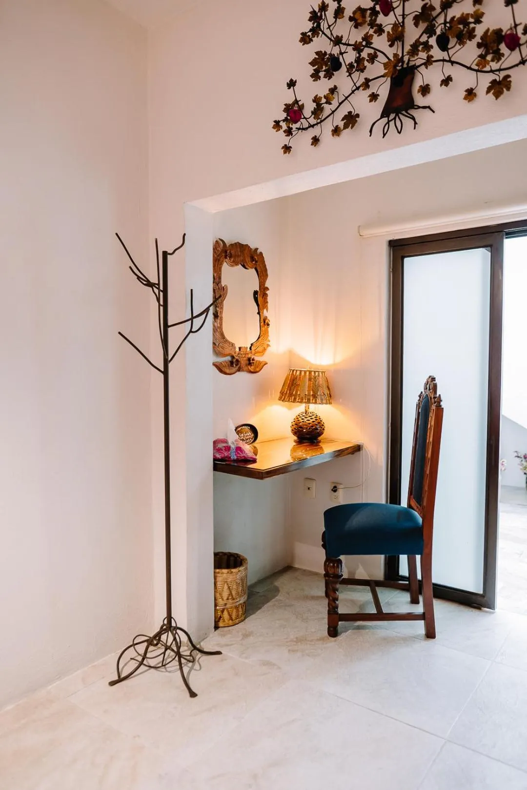 Seating area in La Casa Carlota