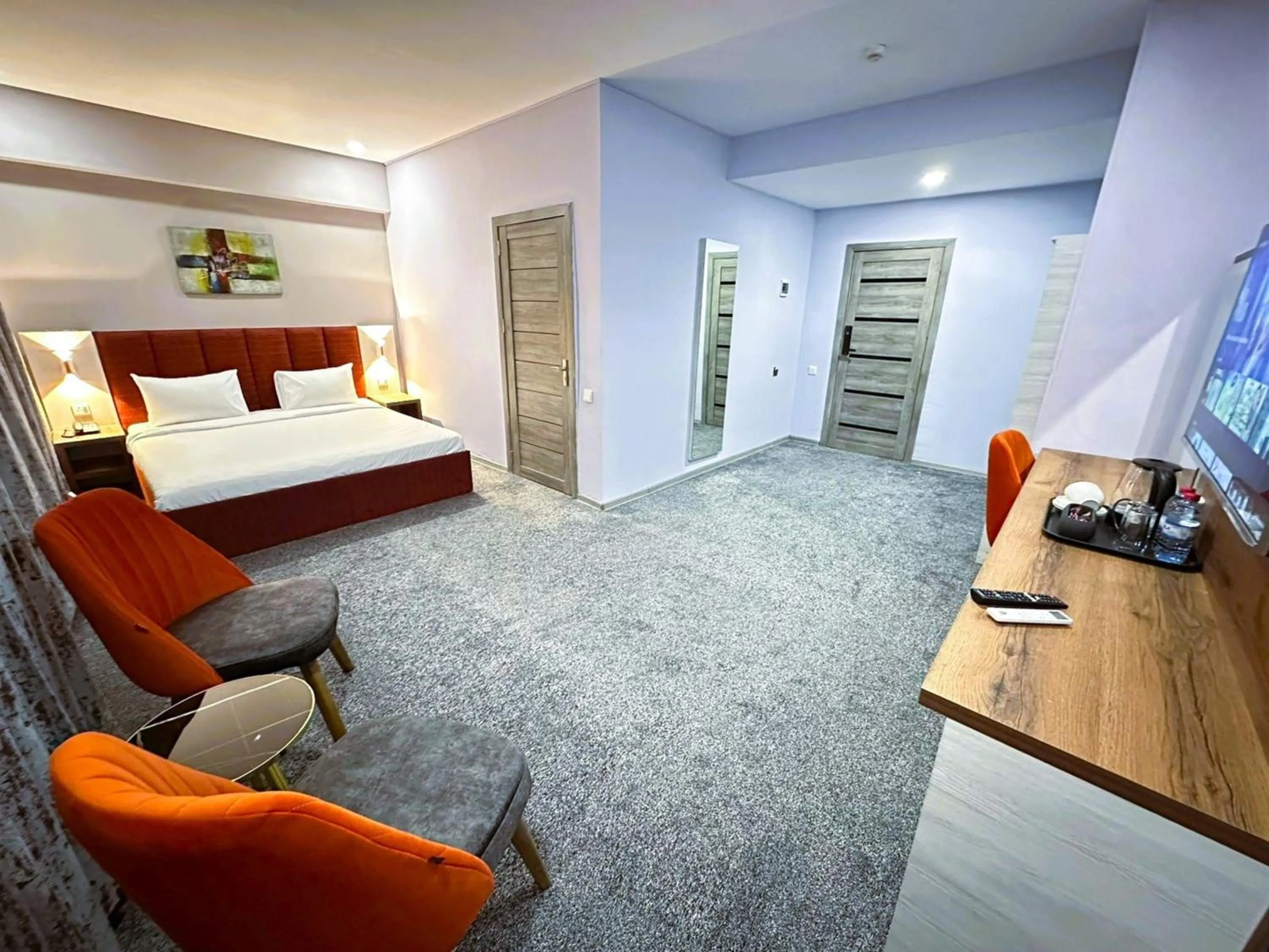 Photo of the whole room, Bed in Amazon Hotel - Free Massage