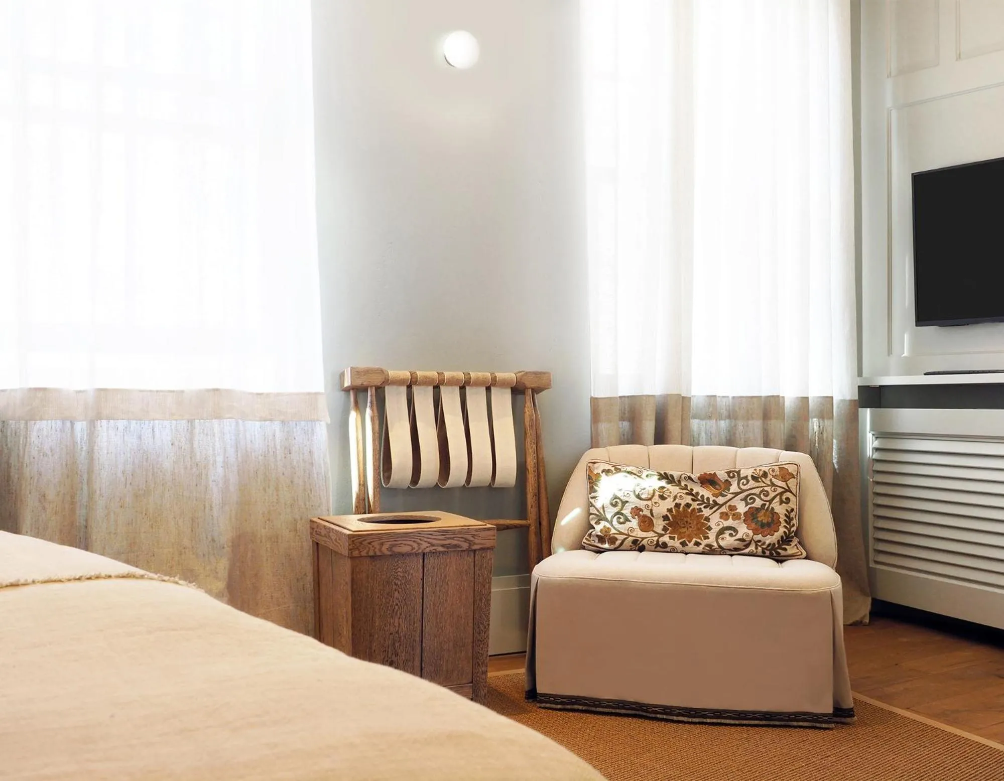 Seating area in Rumevi