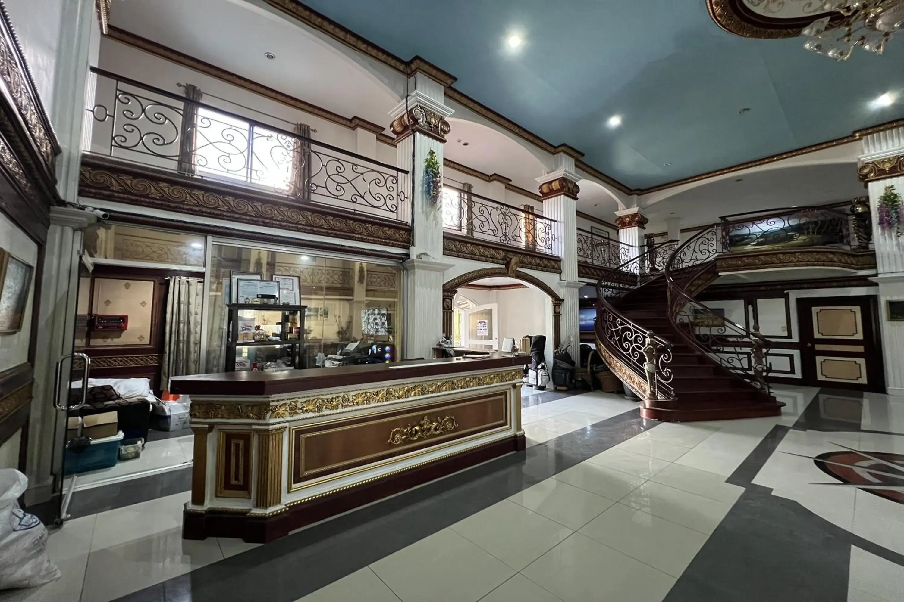 Lobby or reception in Garden Suite Hotel near Koreatown Lobby or reception in Garden Suite Hotel near Koreatown