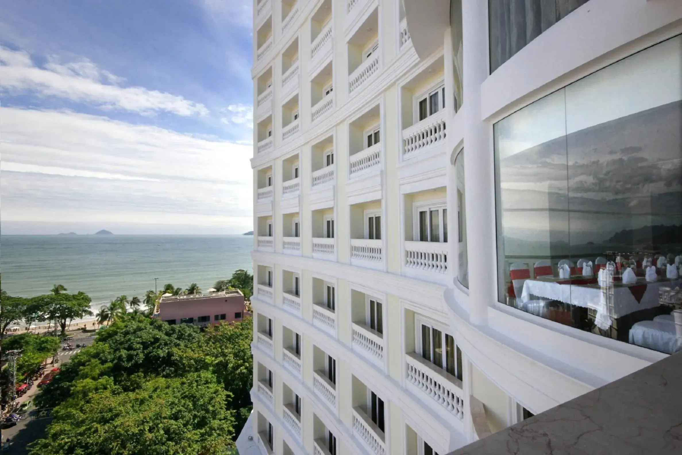 Property building in Nha Trang Palace Hotel Property building in Nha Trang Palace Hotel