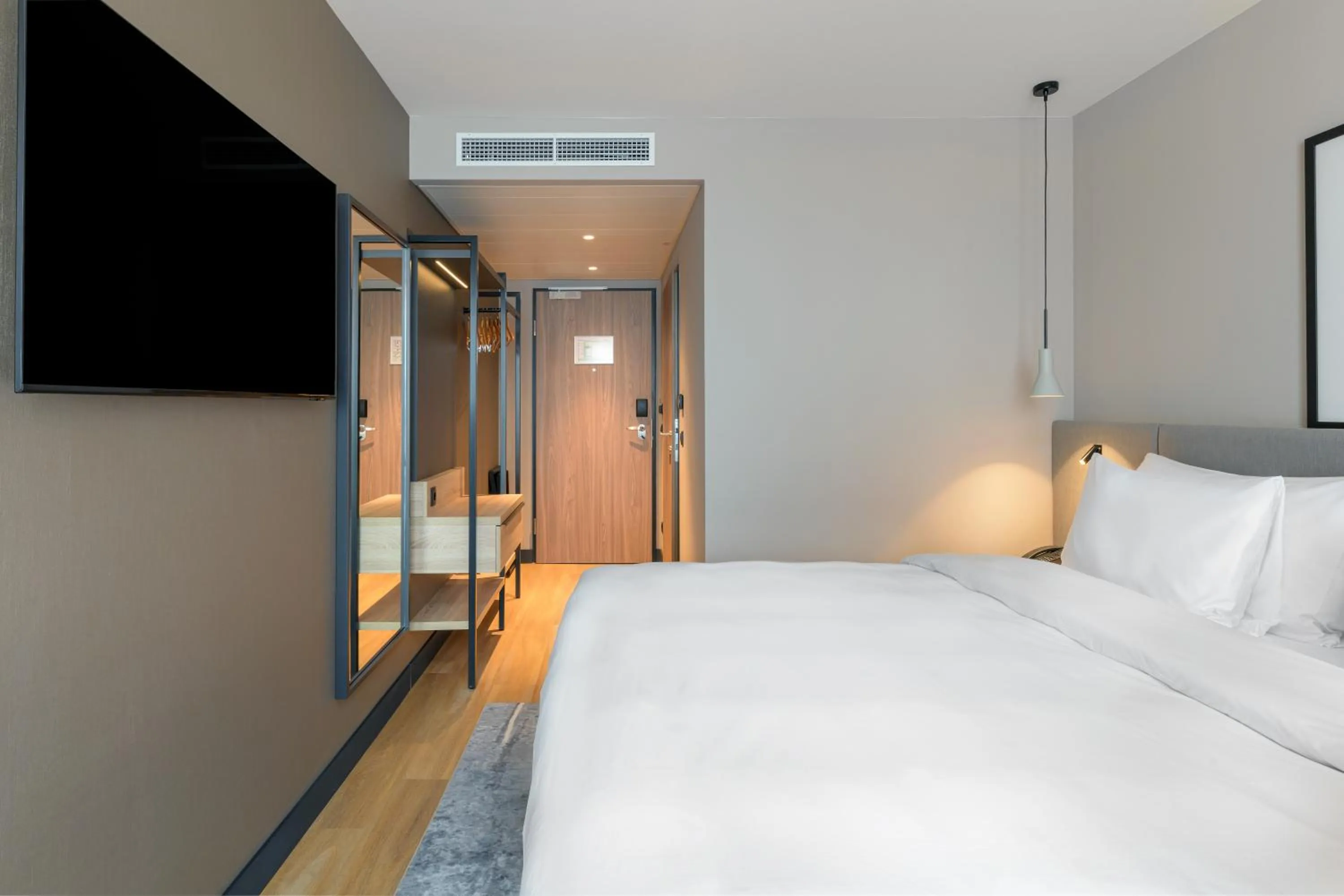 TV and multimedia, Bed in Radisson Hotel Leipzig