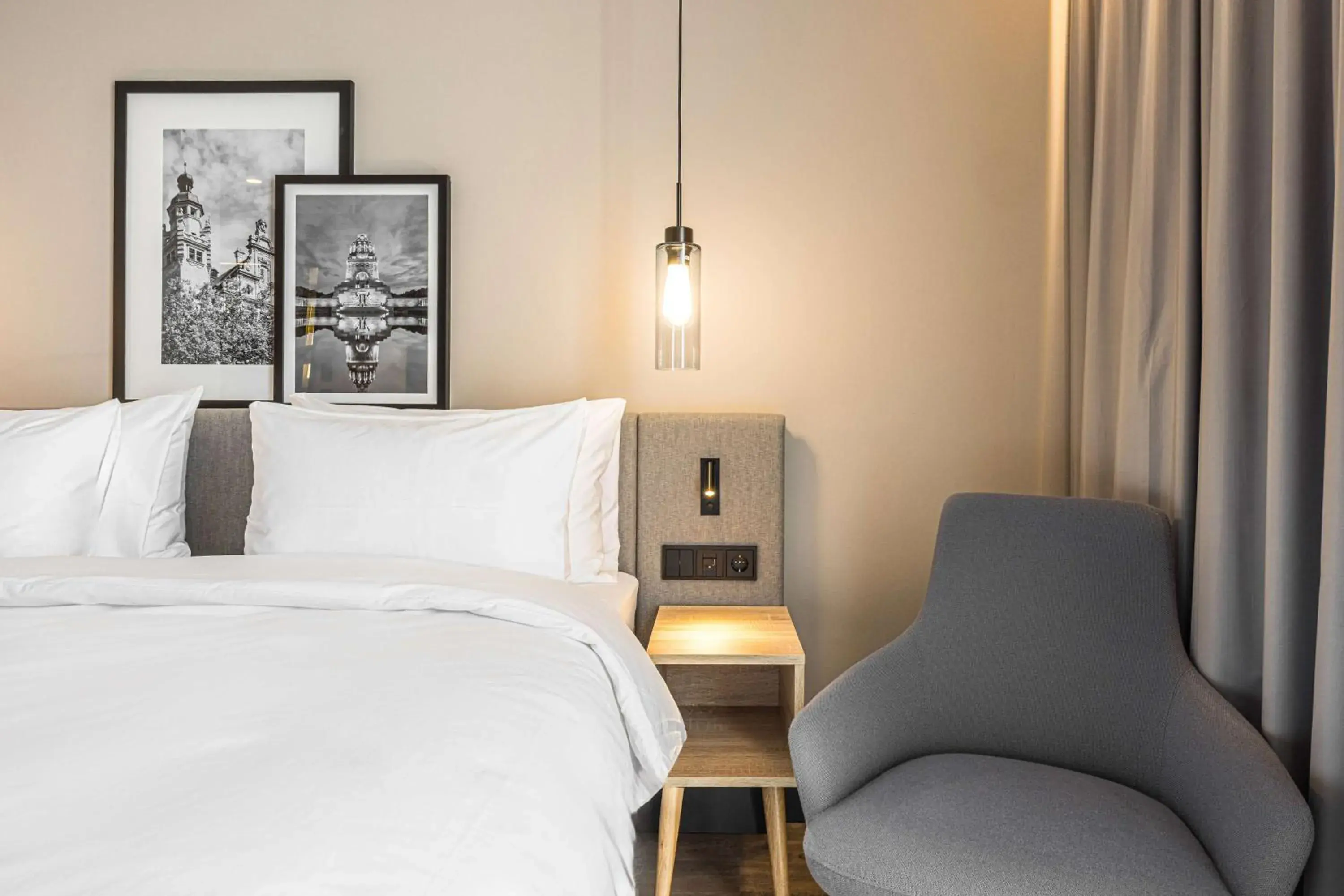 Bedroom, Bed in Radisson Hotel Leipzig Bedroom, Bed in Radisson Hotel Leipzig