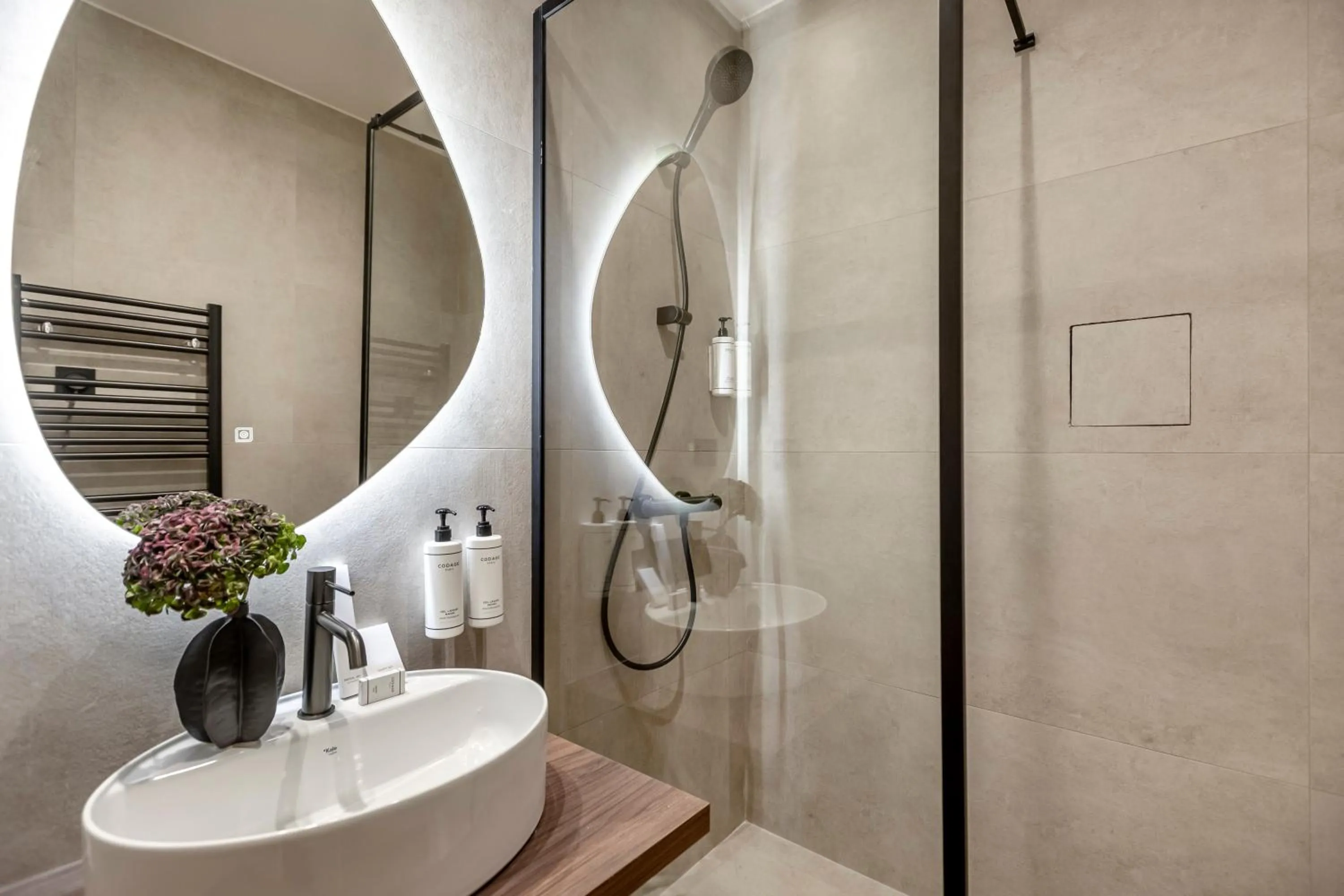 Toilet in Le Madame By Sweett