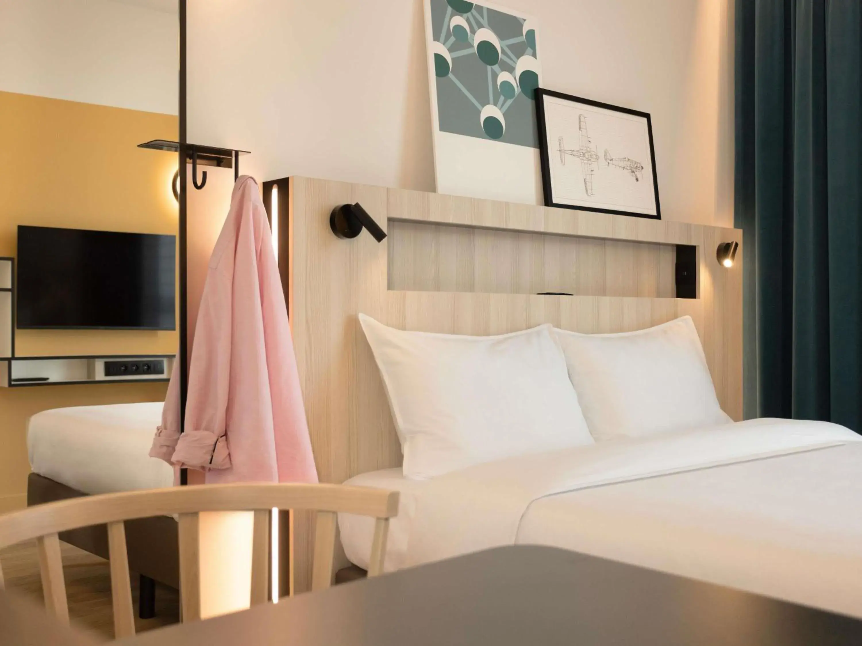 Bedroom, Bed in Aparthotel Adagio Access Brussels Airport Bedroom, Bed in Aparthotel Adagio Access Brussels Airport