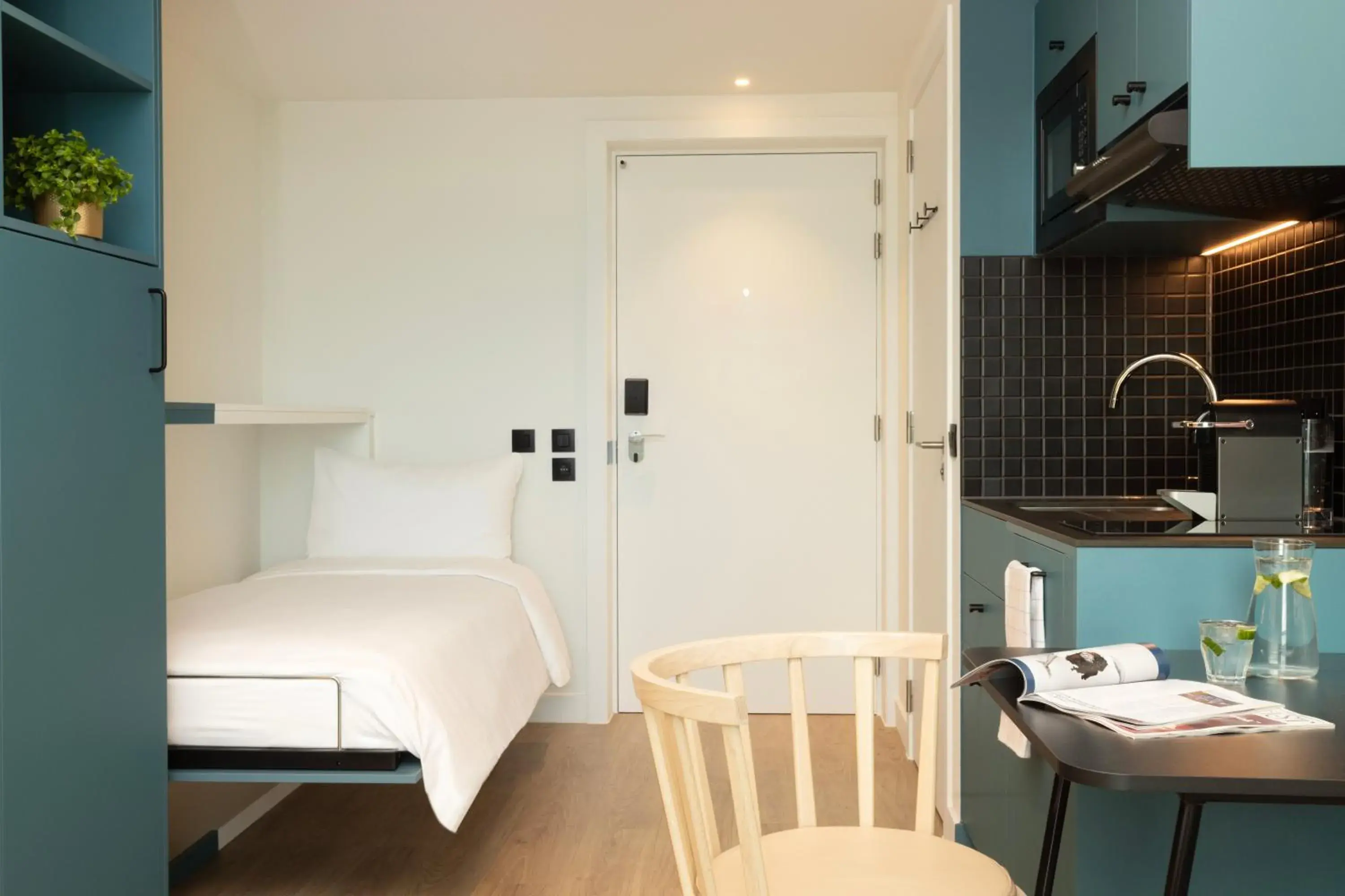 Dining area, Bed in Aparthotel Adagio Access Brussels Airport Dining area, Bed in Aparthotel Adagio Access Brussels Airport