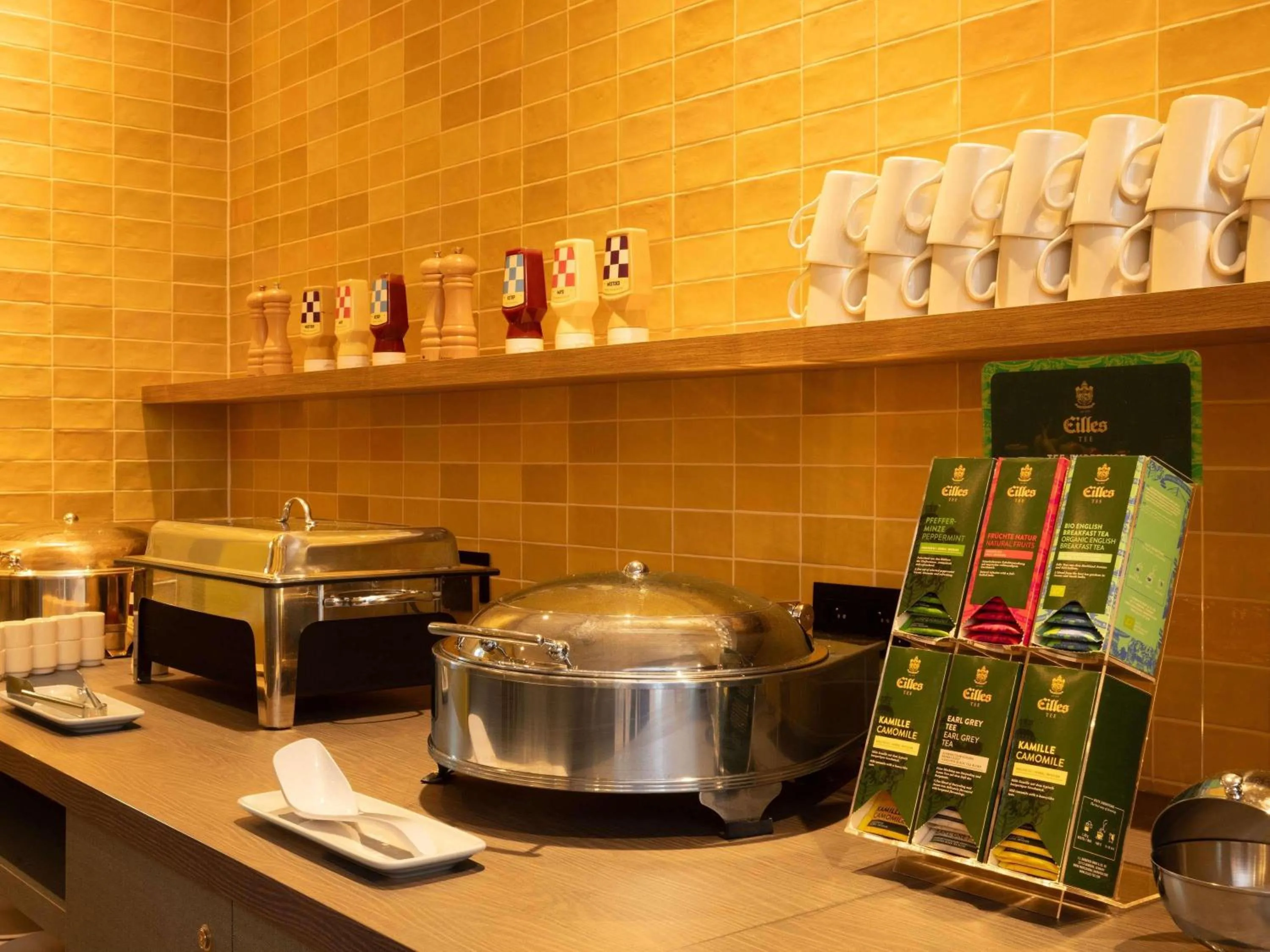 Breakfast in Aparthotel Adagio Access Brussels Airport