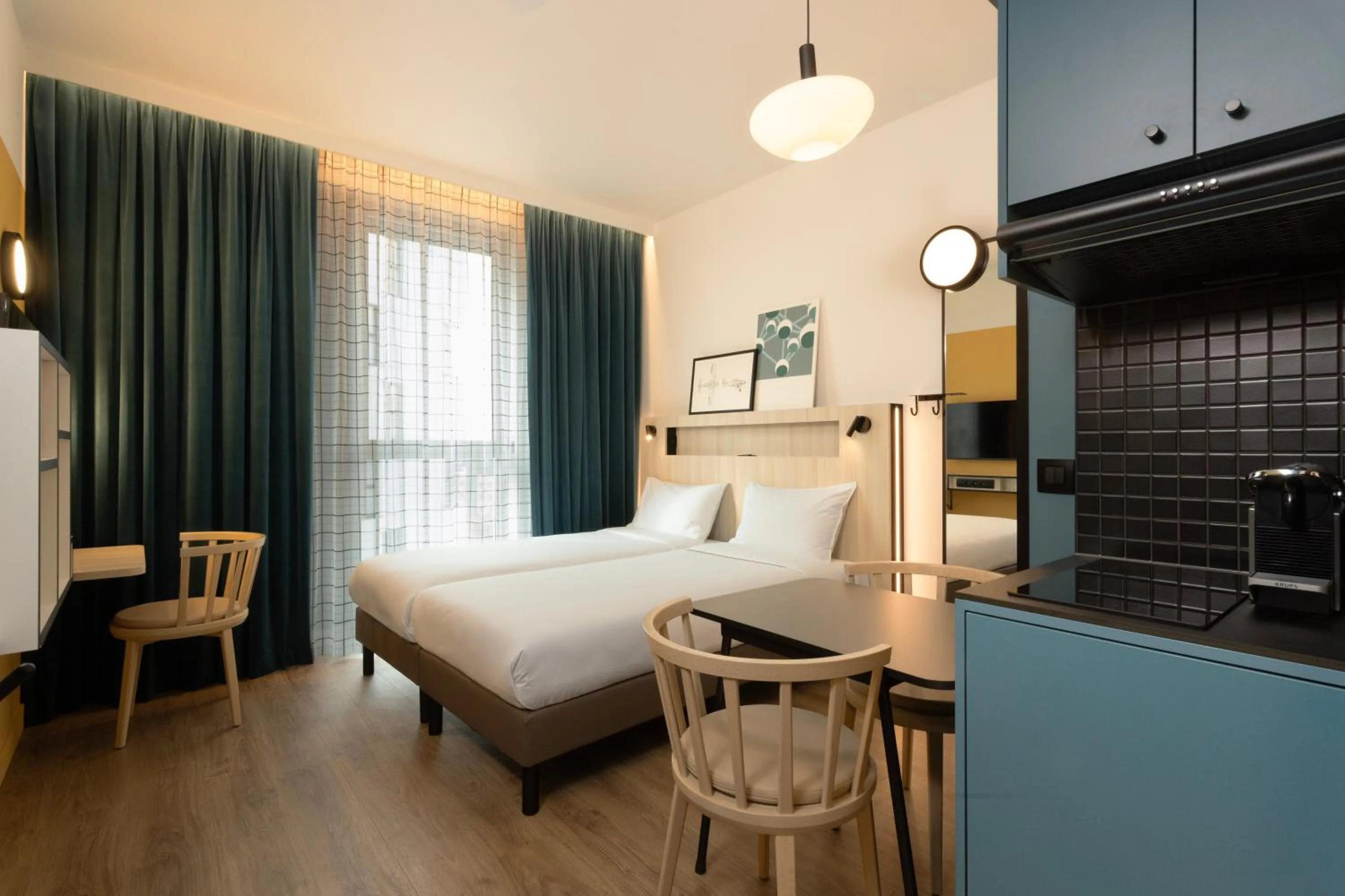 Bed in Aparthotel Adagio Access Brussels Airport