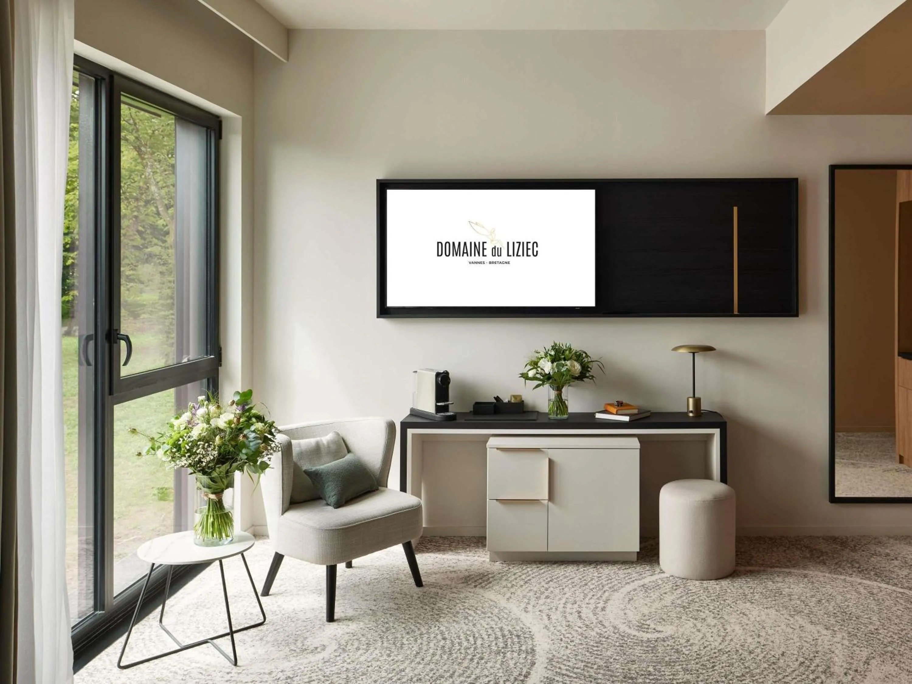 Bedroom in Domaine du Liziec Vannes - MGallery Collection