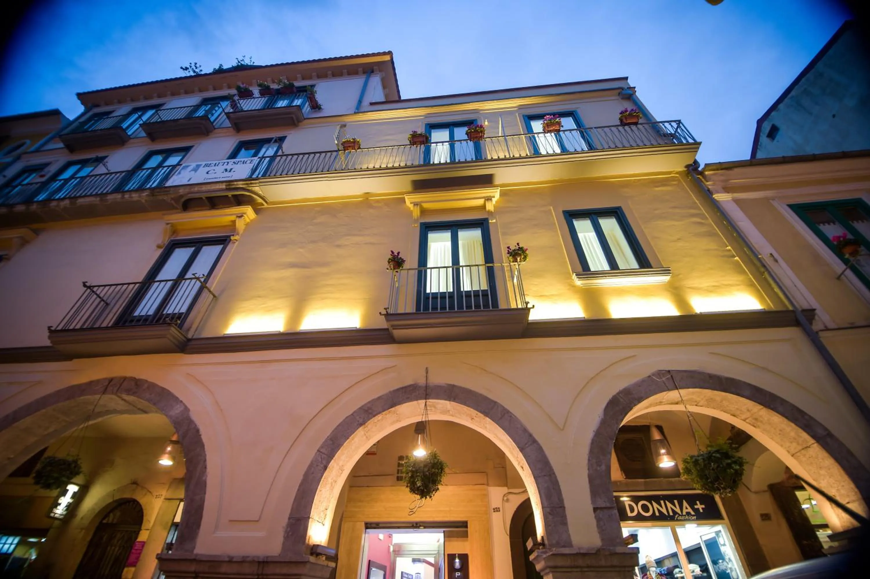 Facade/entrance in Palazzo Liguori