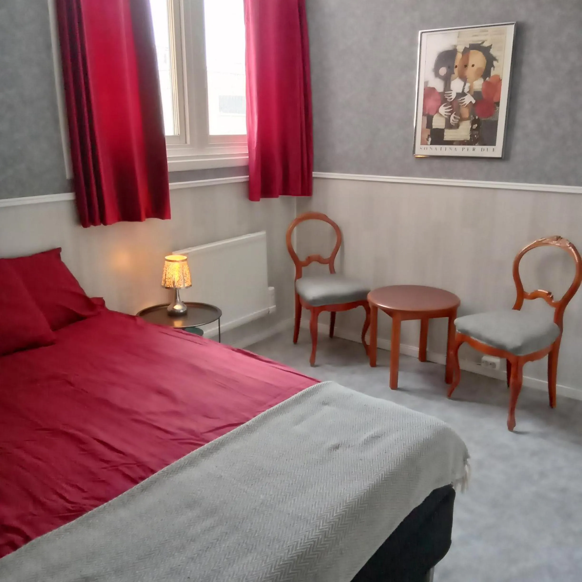 Golden Work Hostel