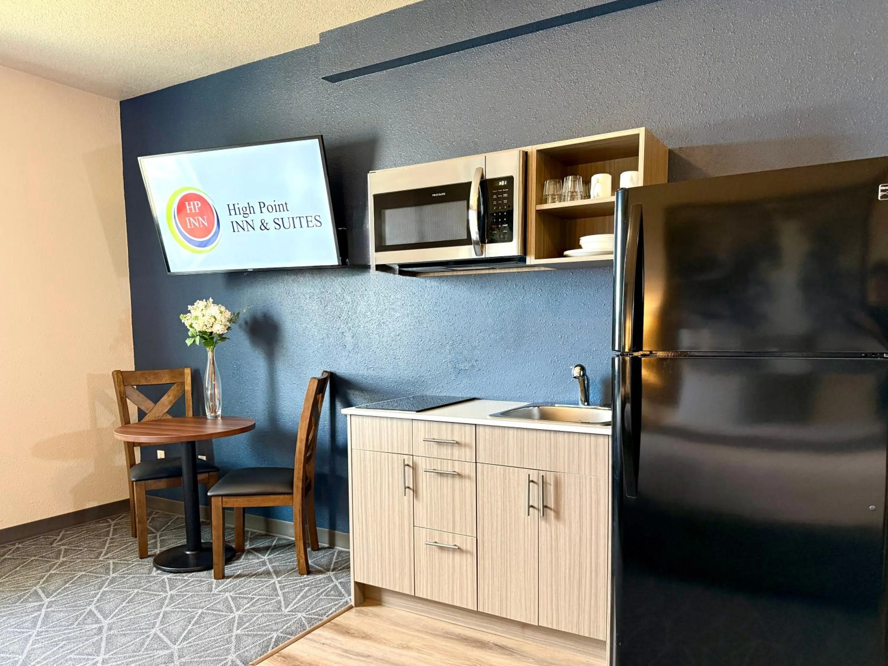 High Point Inn & Suites Peace River