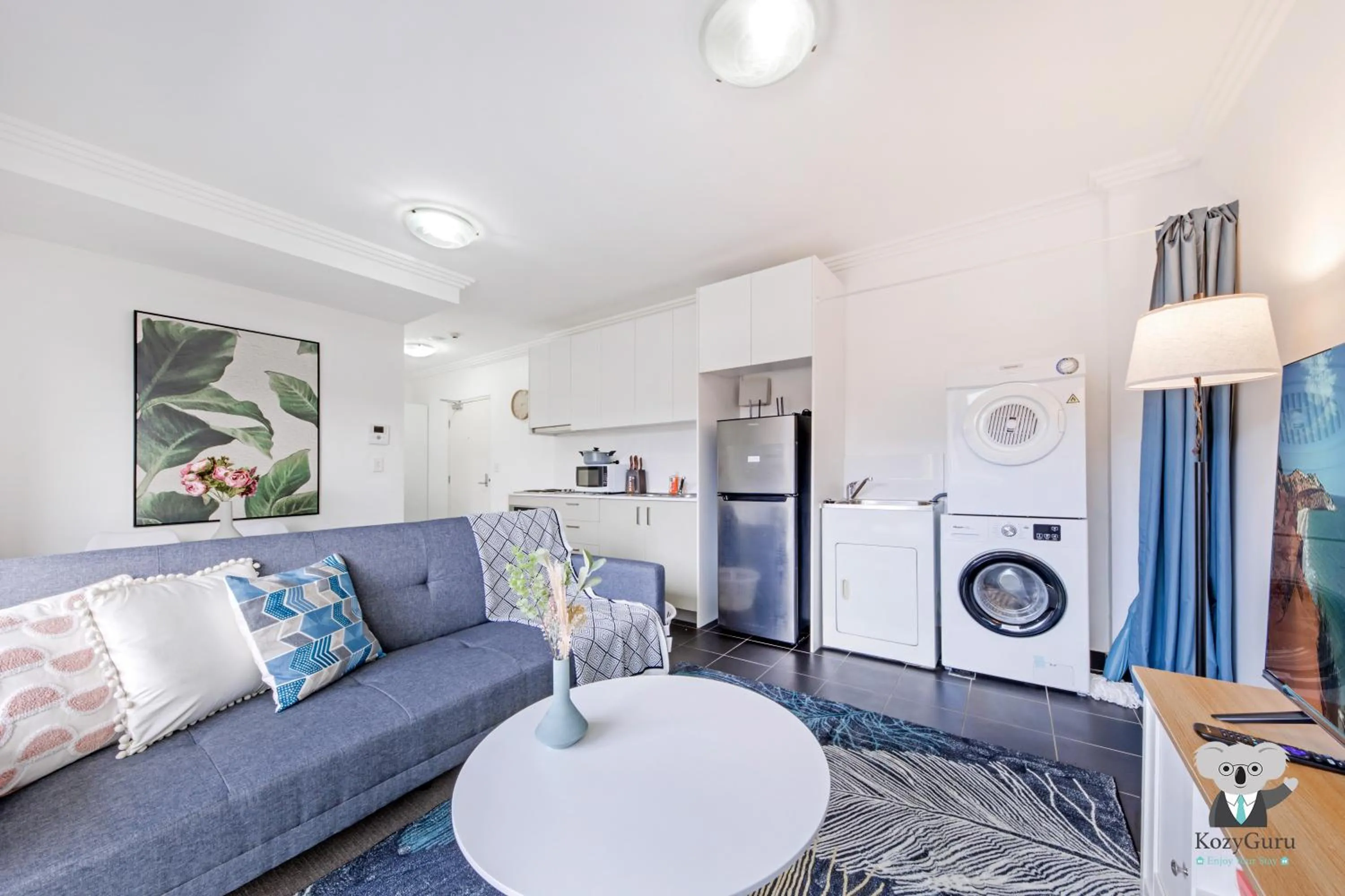 KozyGuru | Harris Park | Charming 1R Two-story Apt