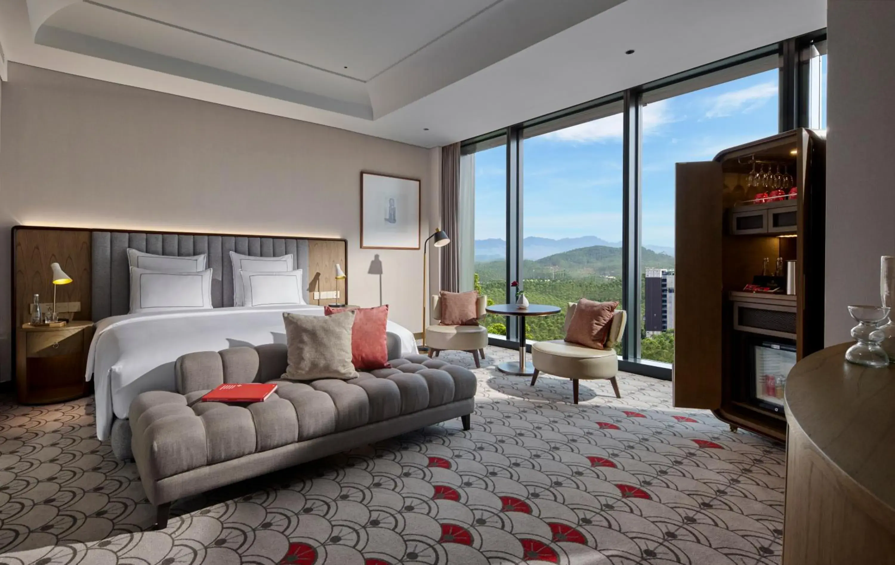 Grand King Room in Swissôtel Nusantara Grand King Room in Swissôtel Nusantara