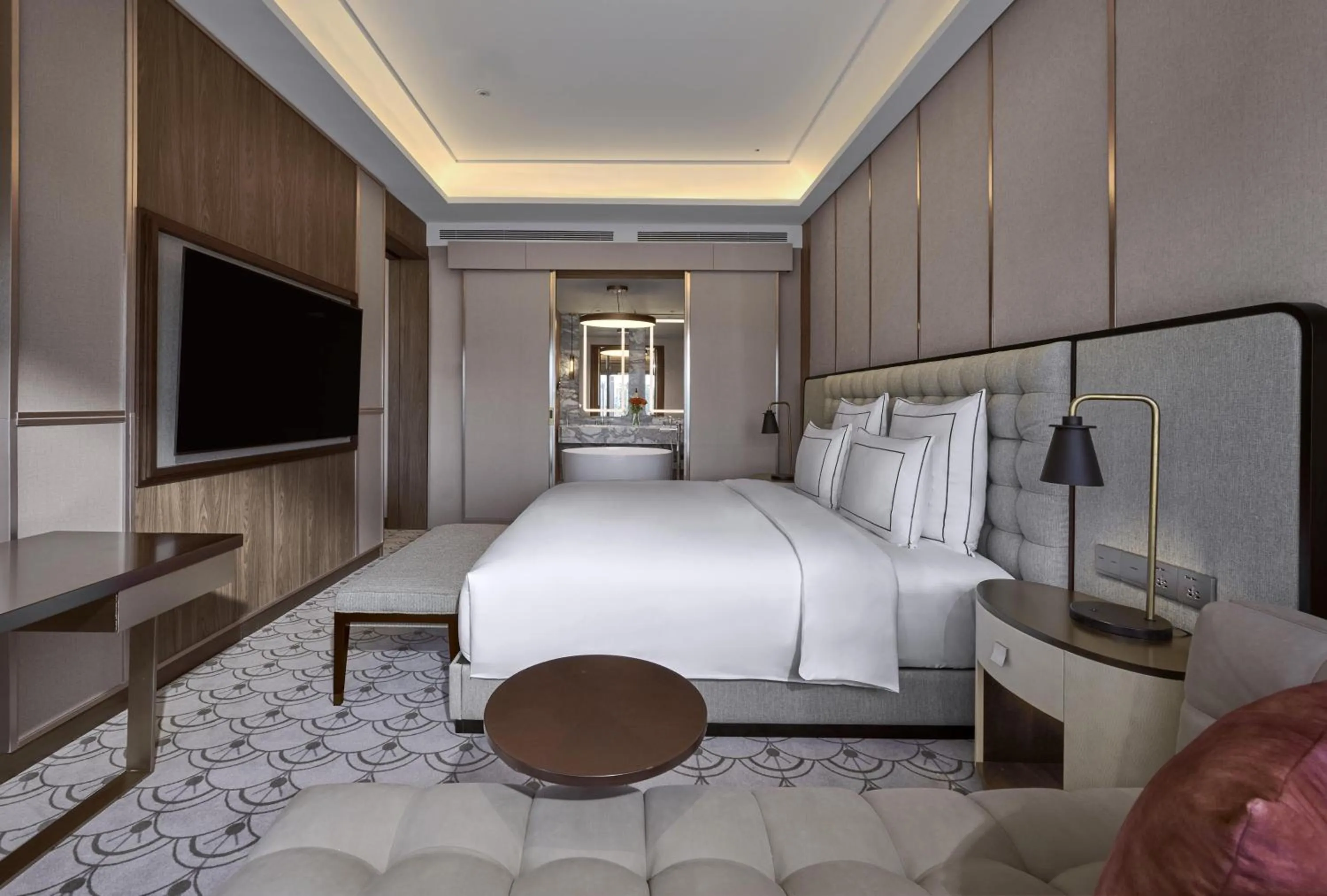 Bed in Swissôtel Nusantara