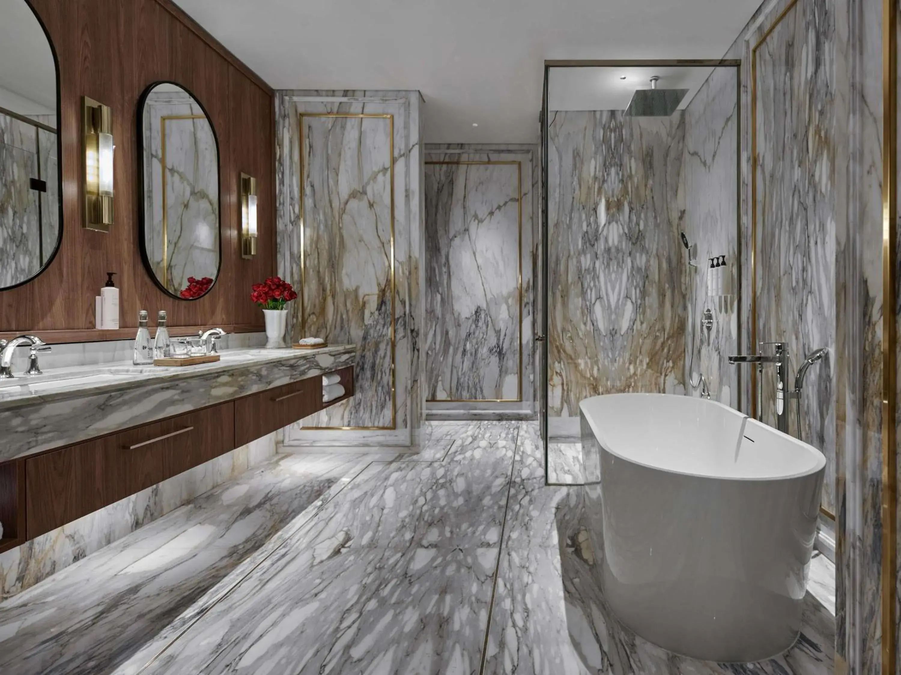 Bedroom in Swissôtel Nusantara Bedroom in Swissôtel Nusantara