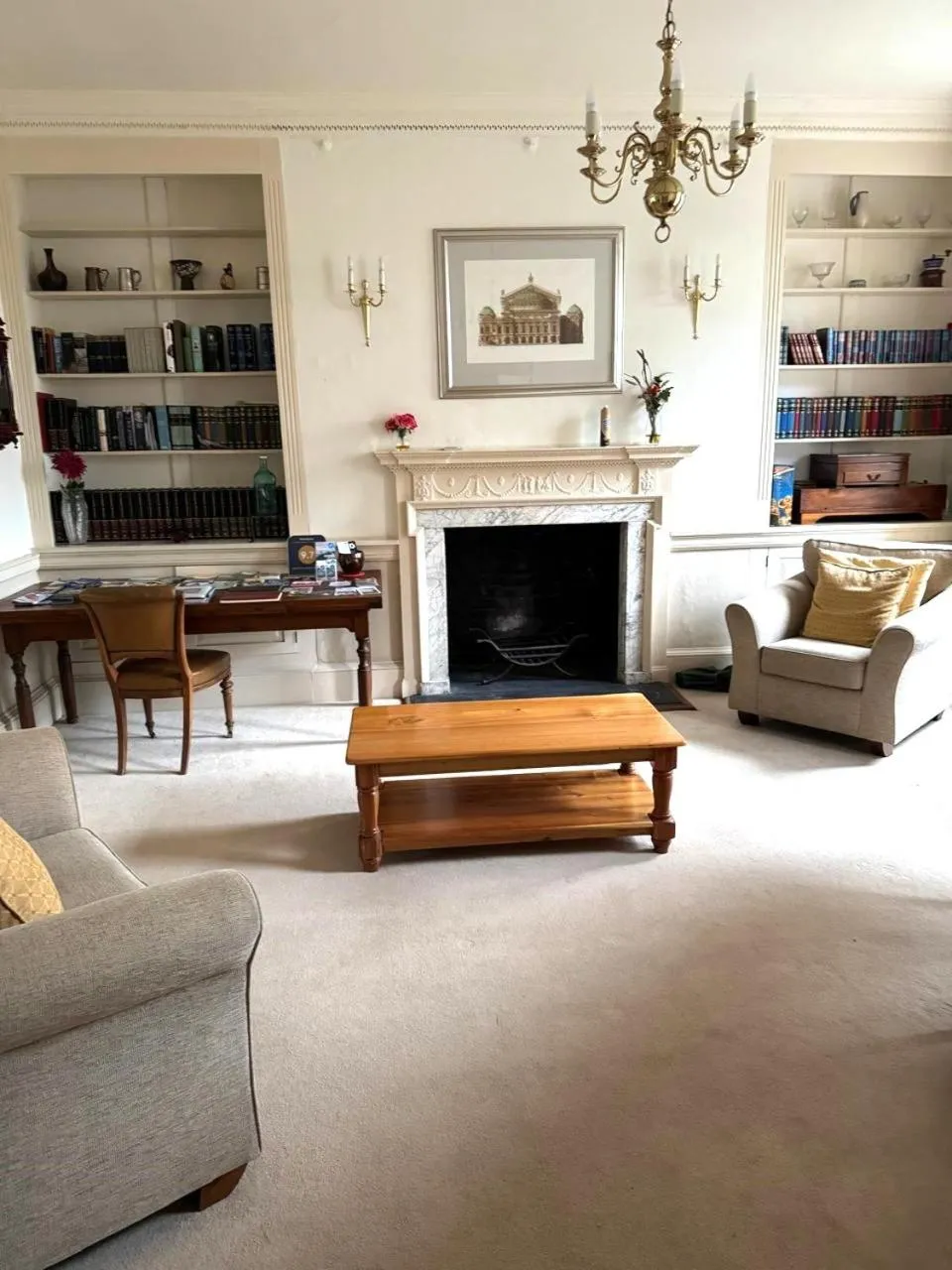 Living room in East Pallant Bed and Breakfast, Located in Large Georgian Townhouse in Central Chichester