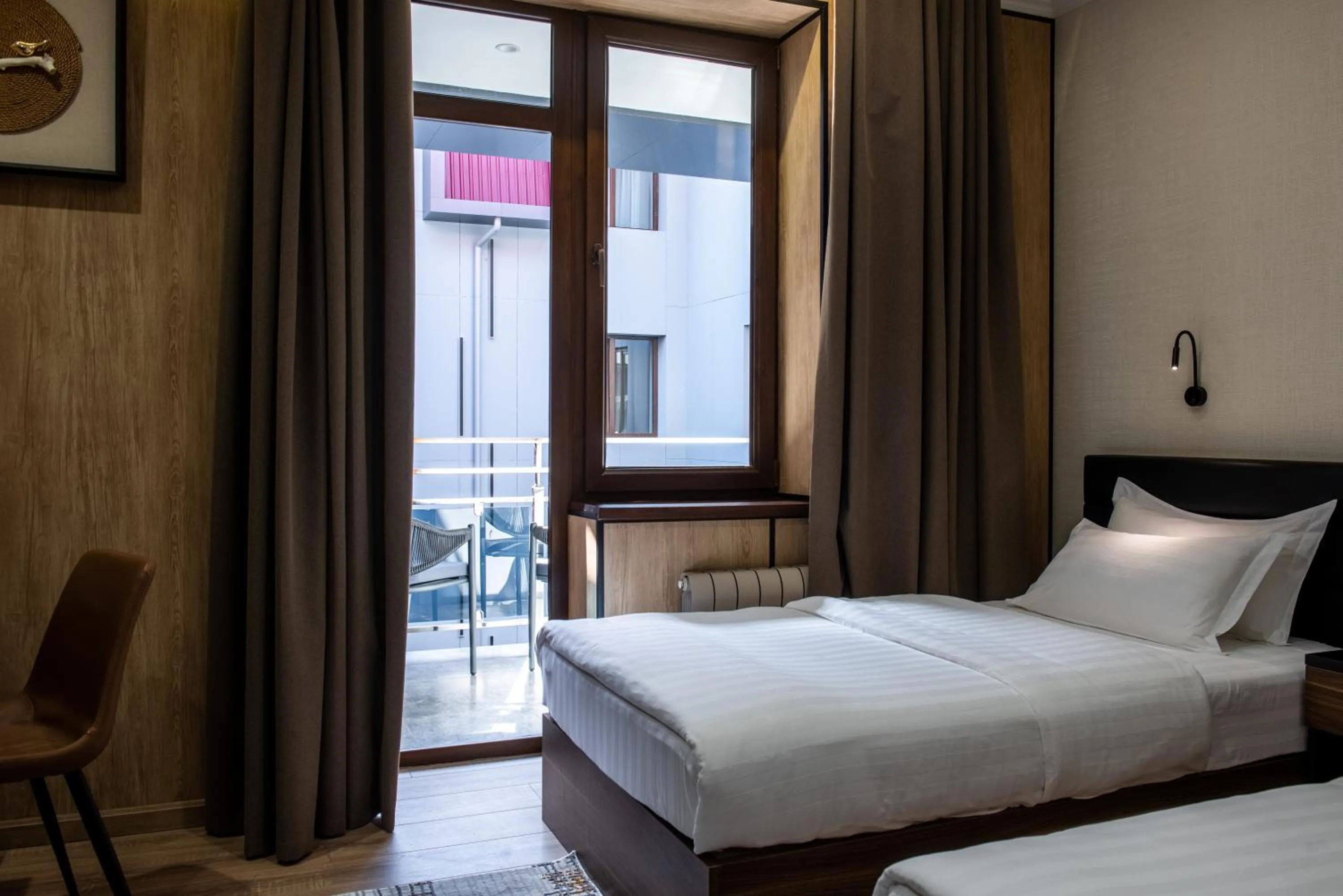 Bed in Silk Road Premium Hotel