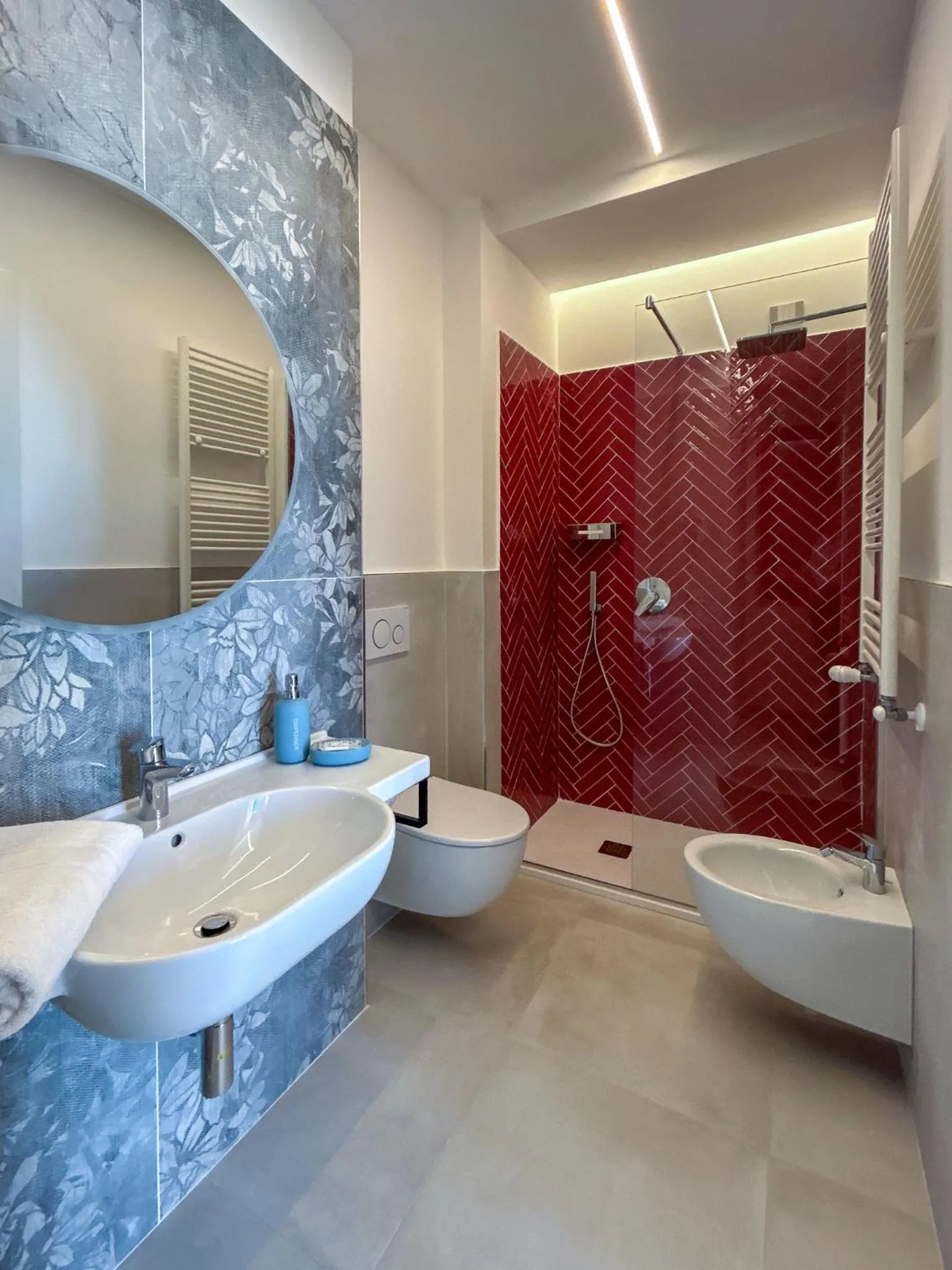 Shower in Casa Milly