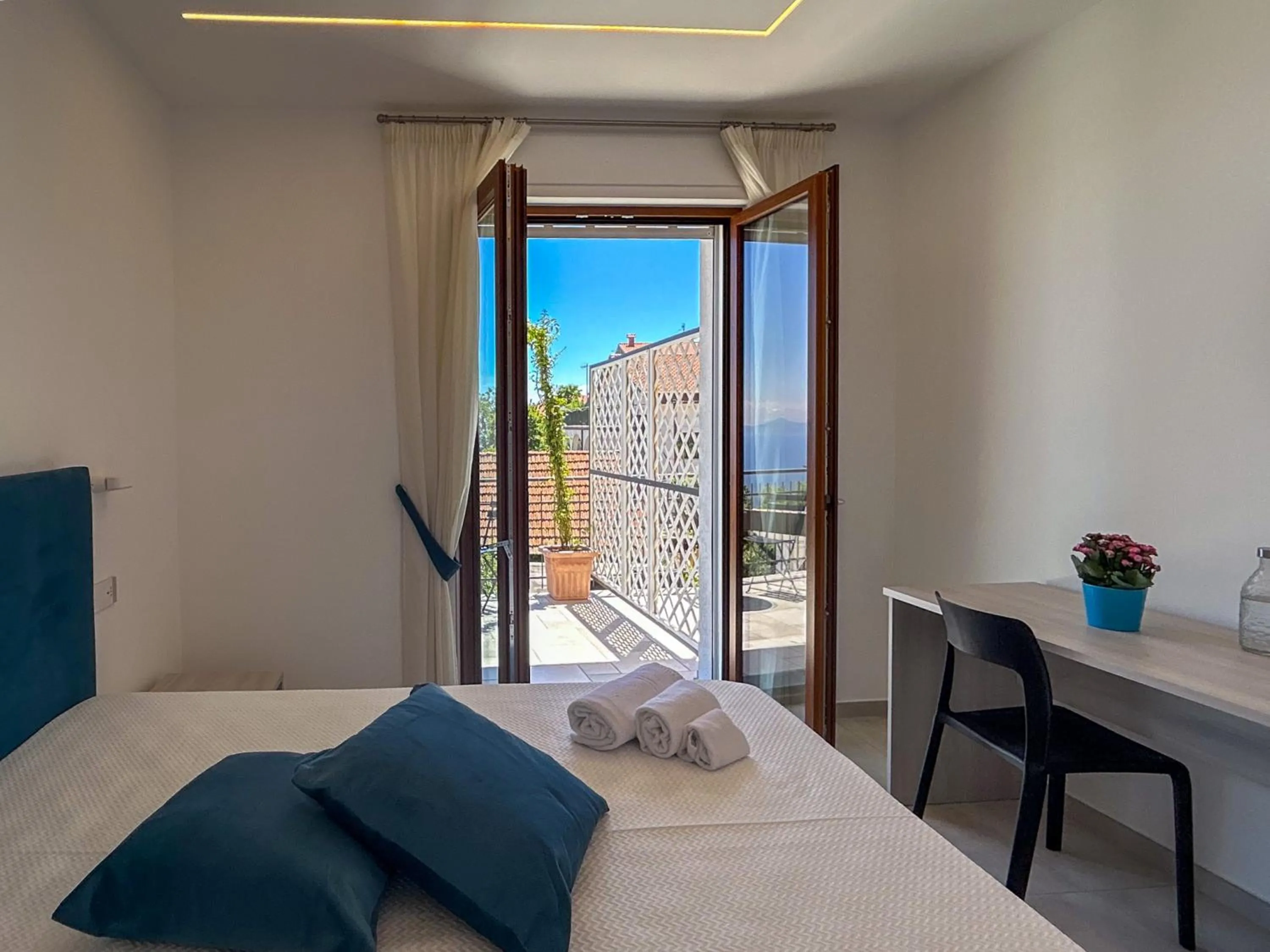 View (from property/room), Bed in Casa Milly