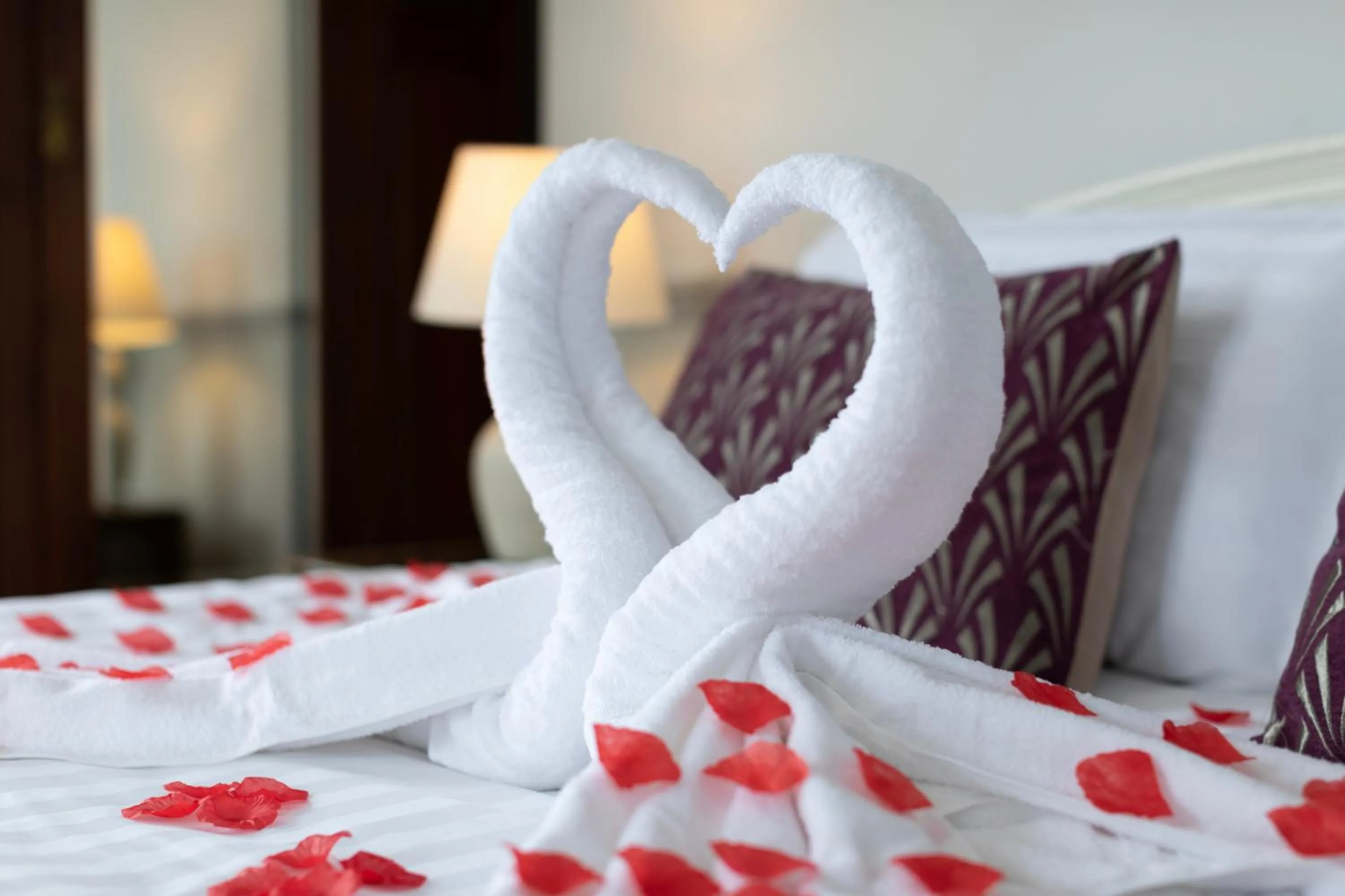 Bed in The Manor Hotel