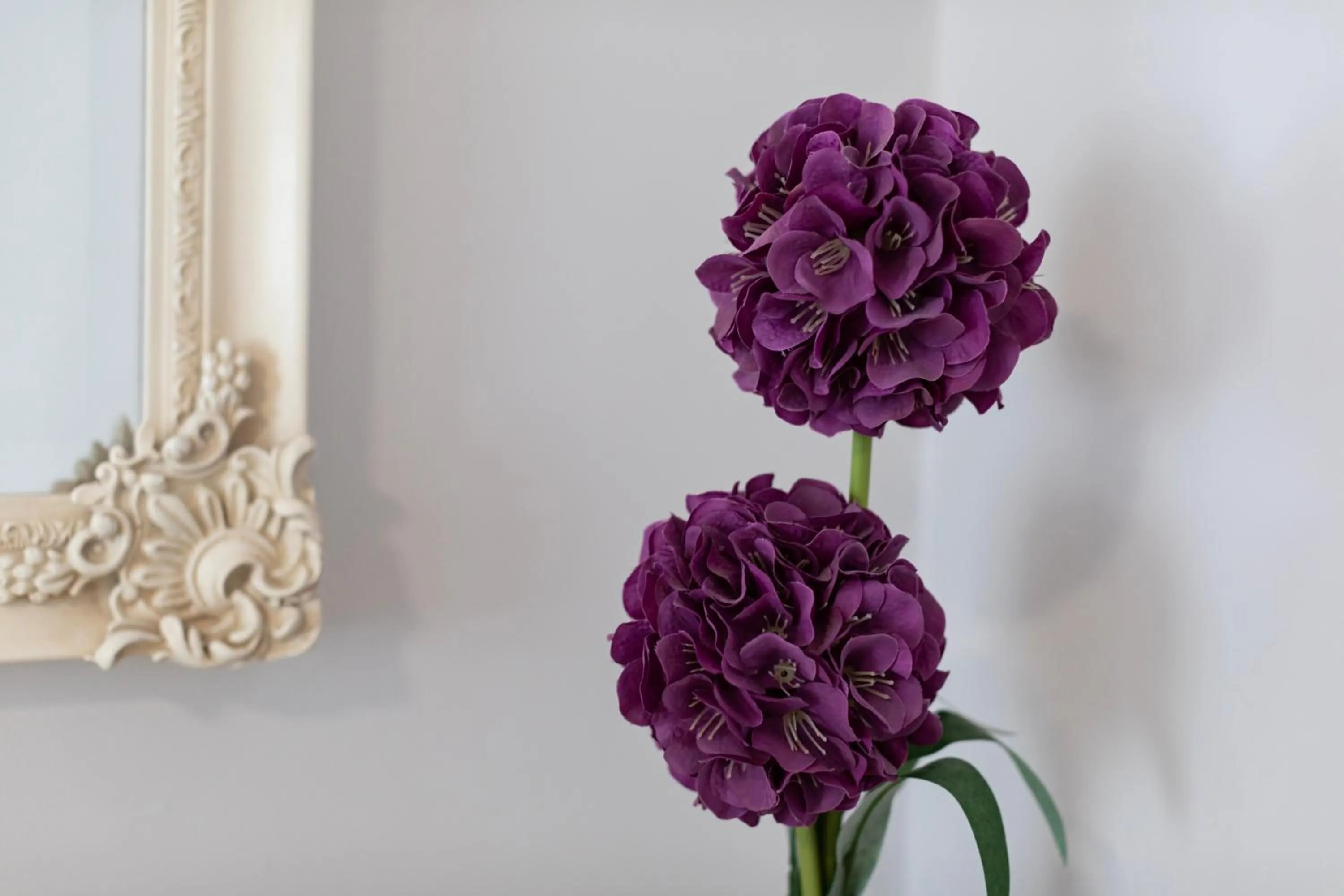 Decorative detail in The Manor Hotel