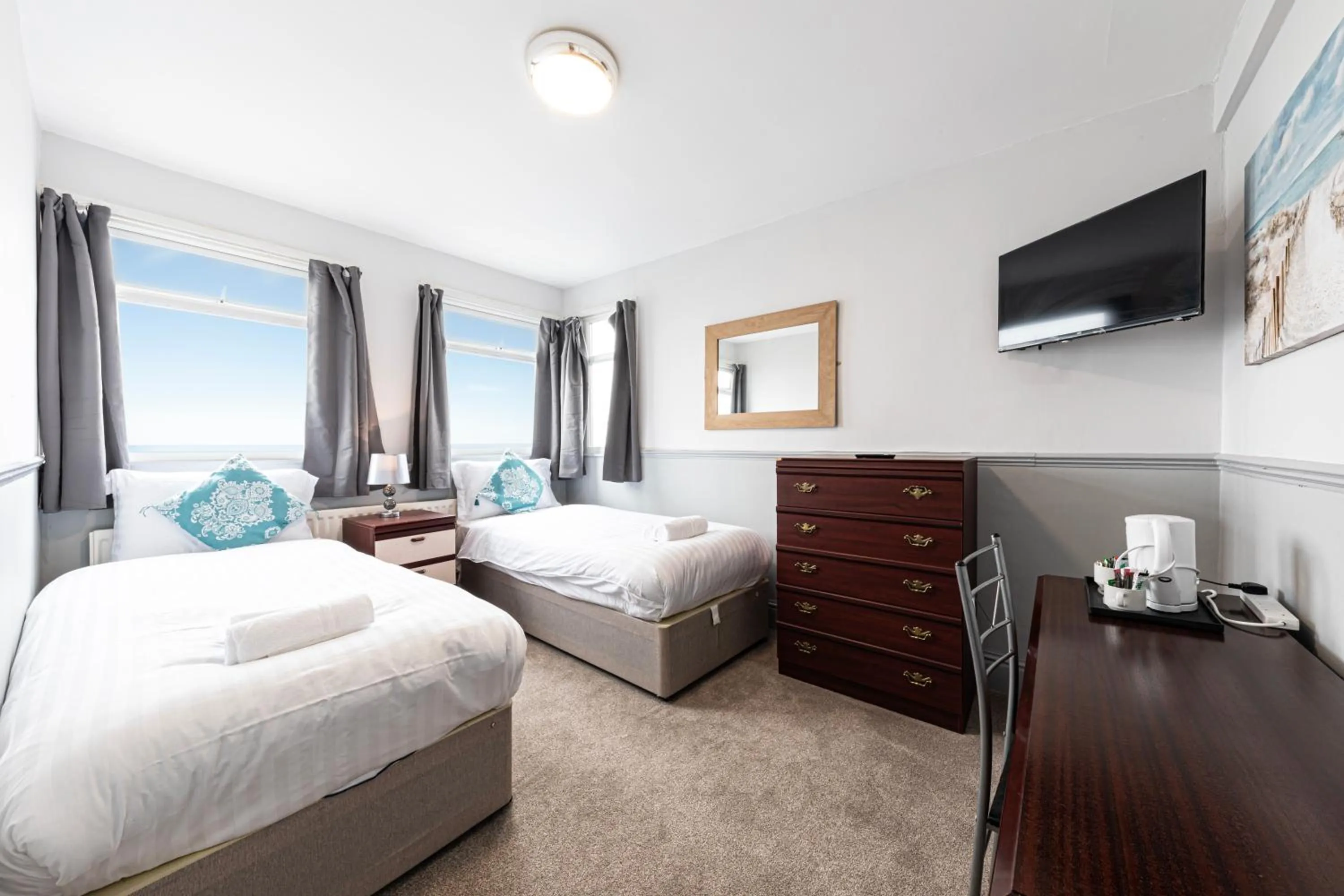 Bed in The Manor Hotel