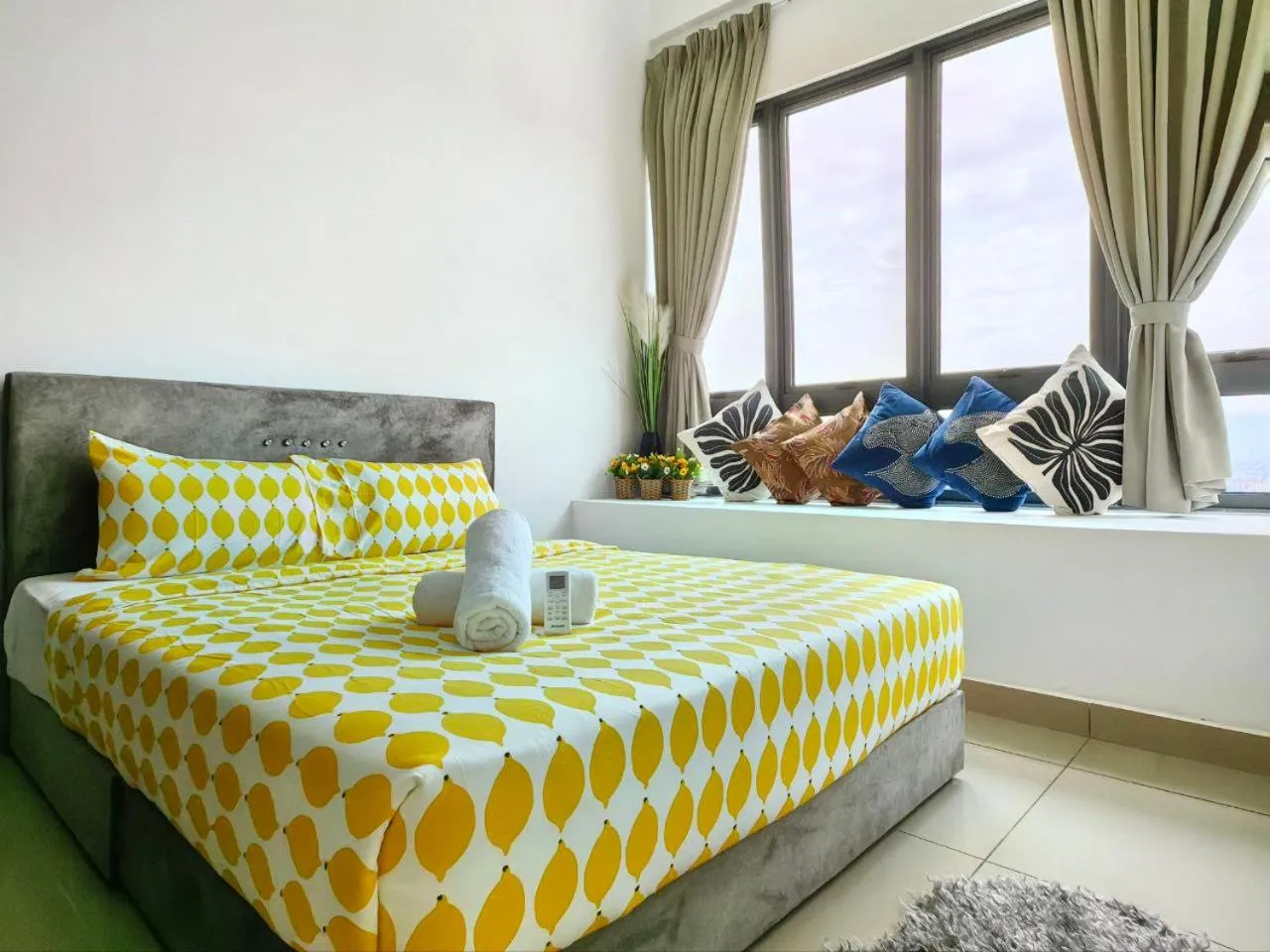 Bed in The Luxe Colony KLCC By AZHA