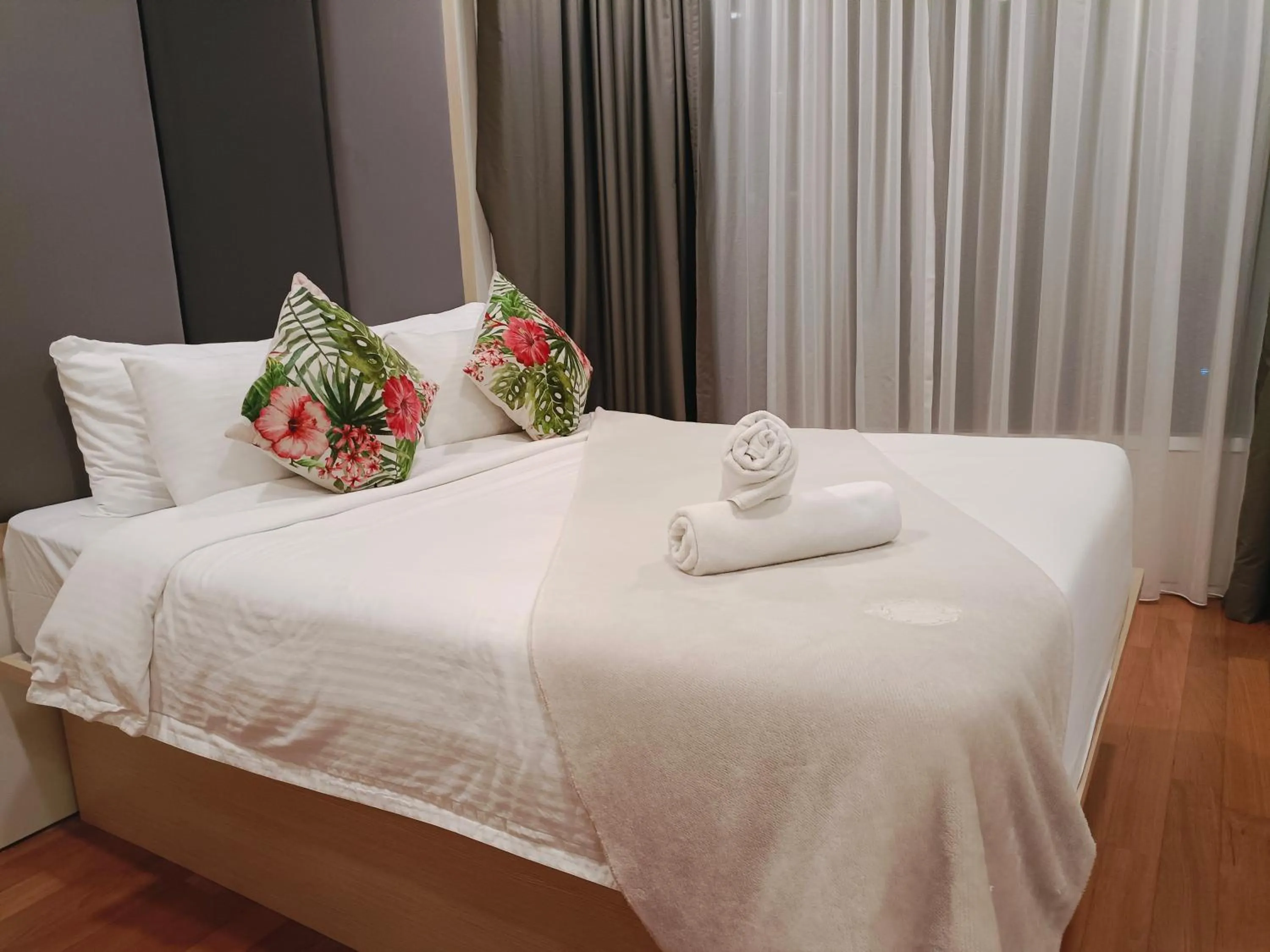 Bed in The Luxe Colony KLCC By AZHA