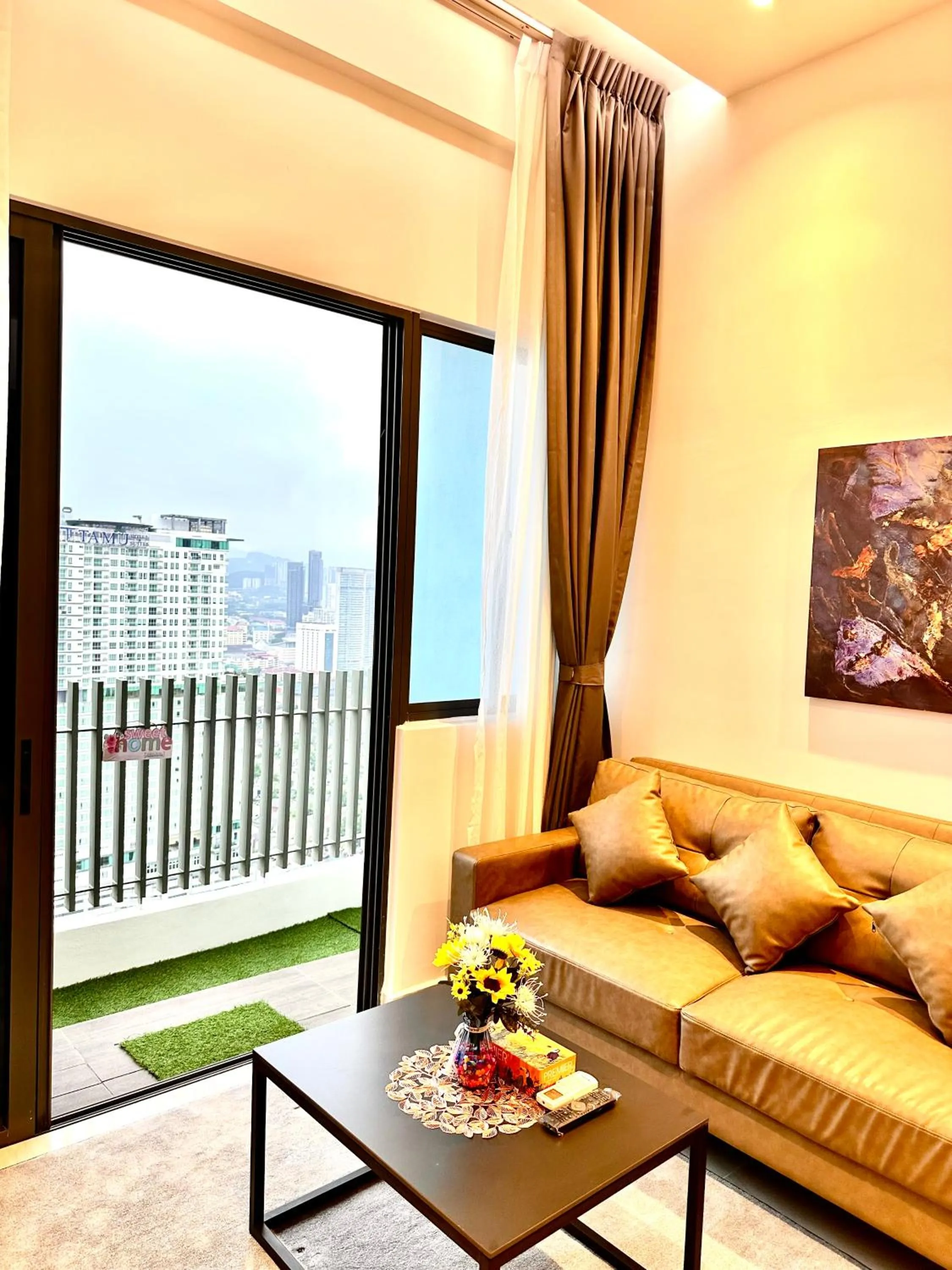 Bed in The Luxe Colony KLCC By AZHA