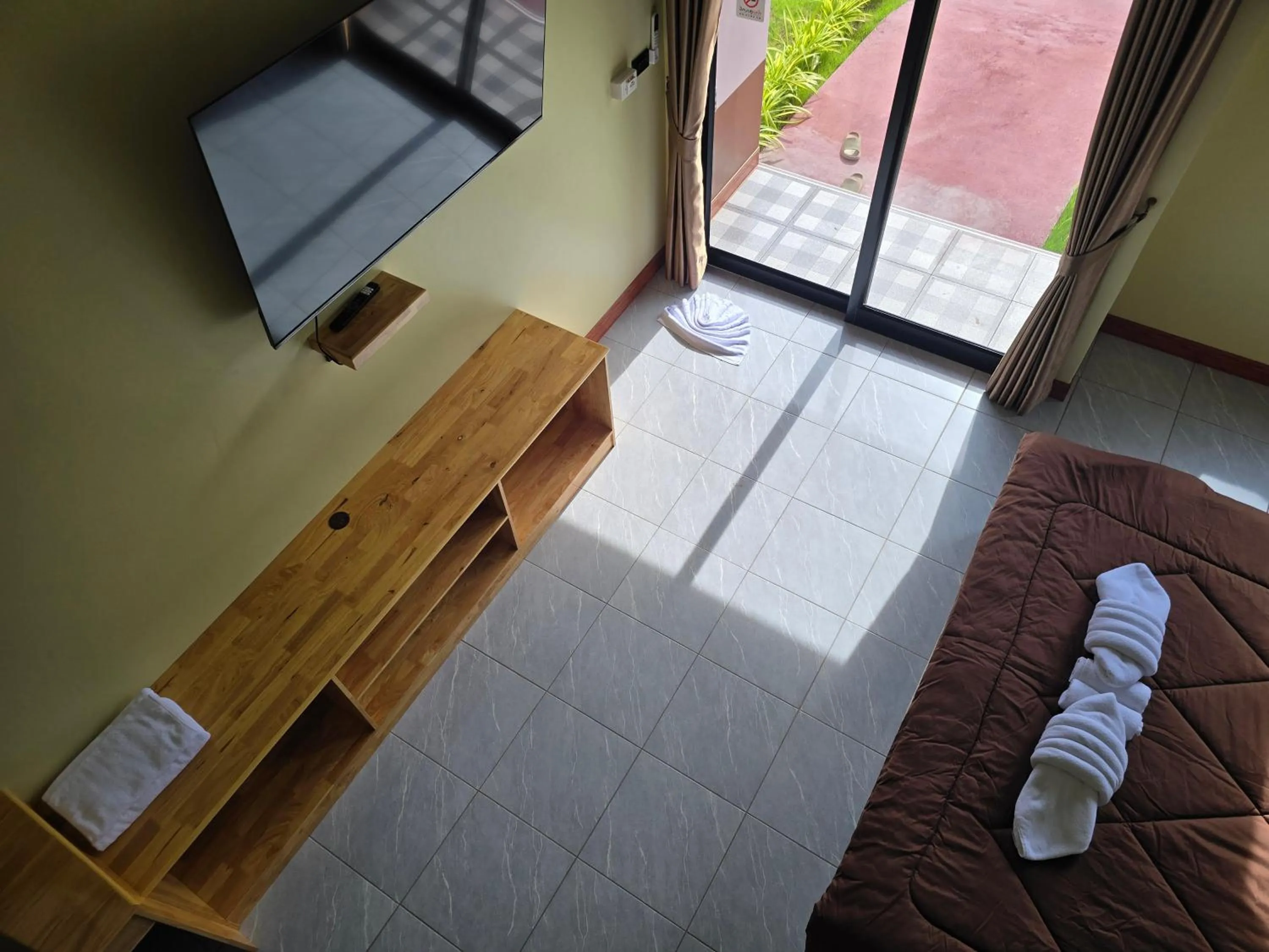 Bed in Khumkatang Resort & Restaurant