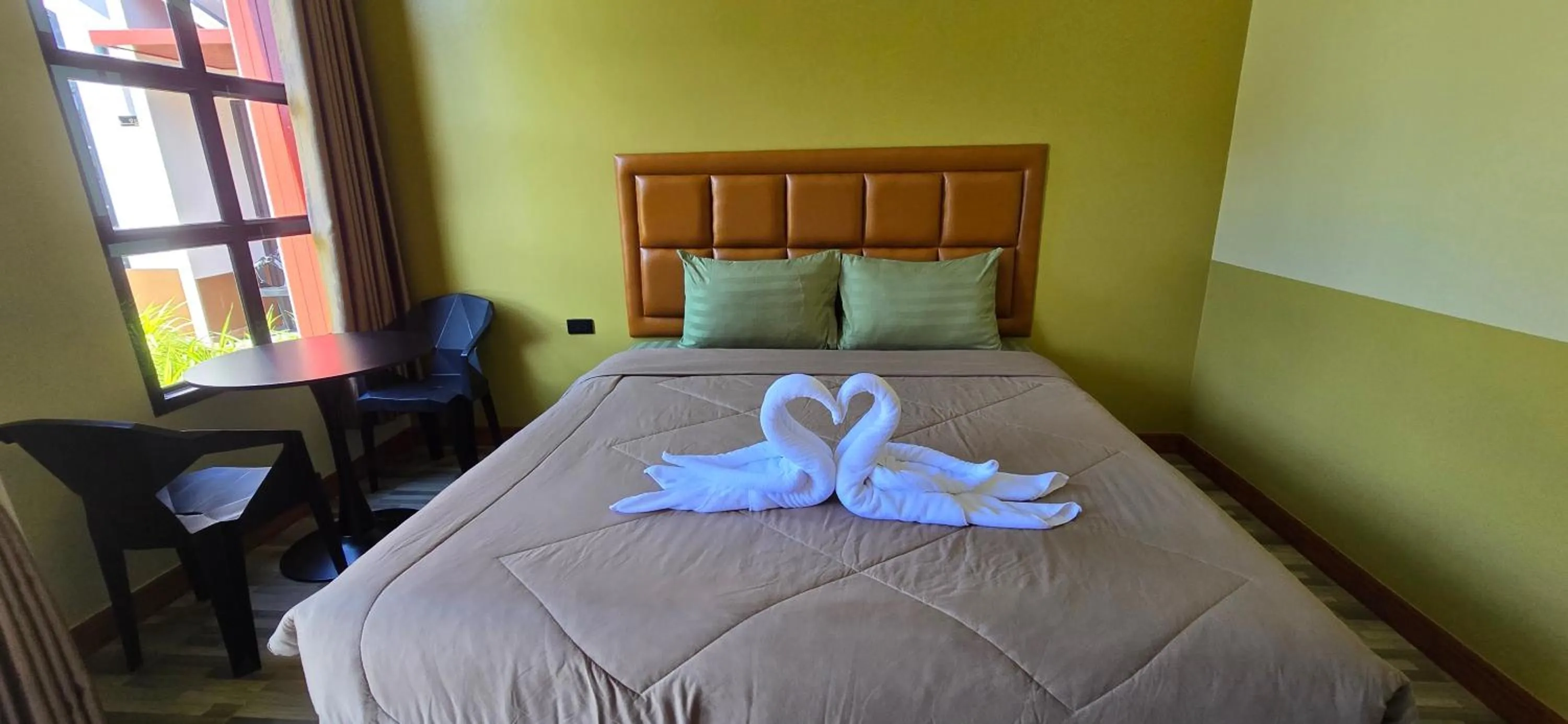 Bed in Khumkatang Resort & Restaurant