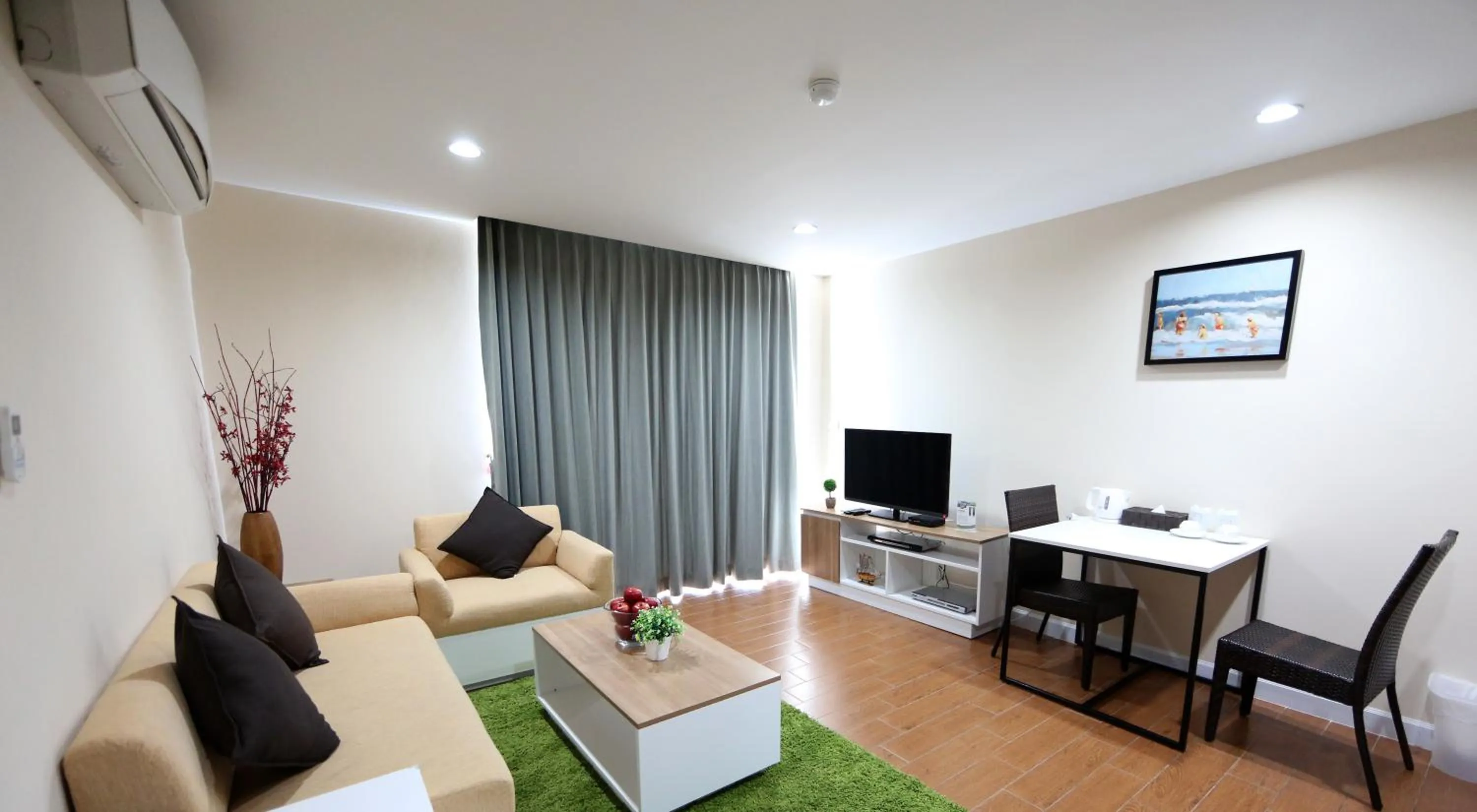 BBG Seaside Luxurious Service Apartment