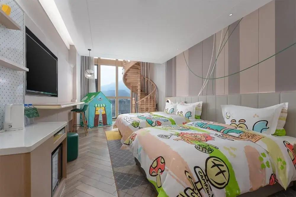 One-Bedroom Suite in Holiday Inn Dujiangyan Ancient Town by IHG One-Bedroom Suite in Holiday Inn Dujiangyan Ancient Town by IHG