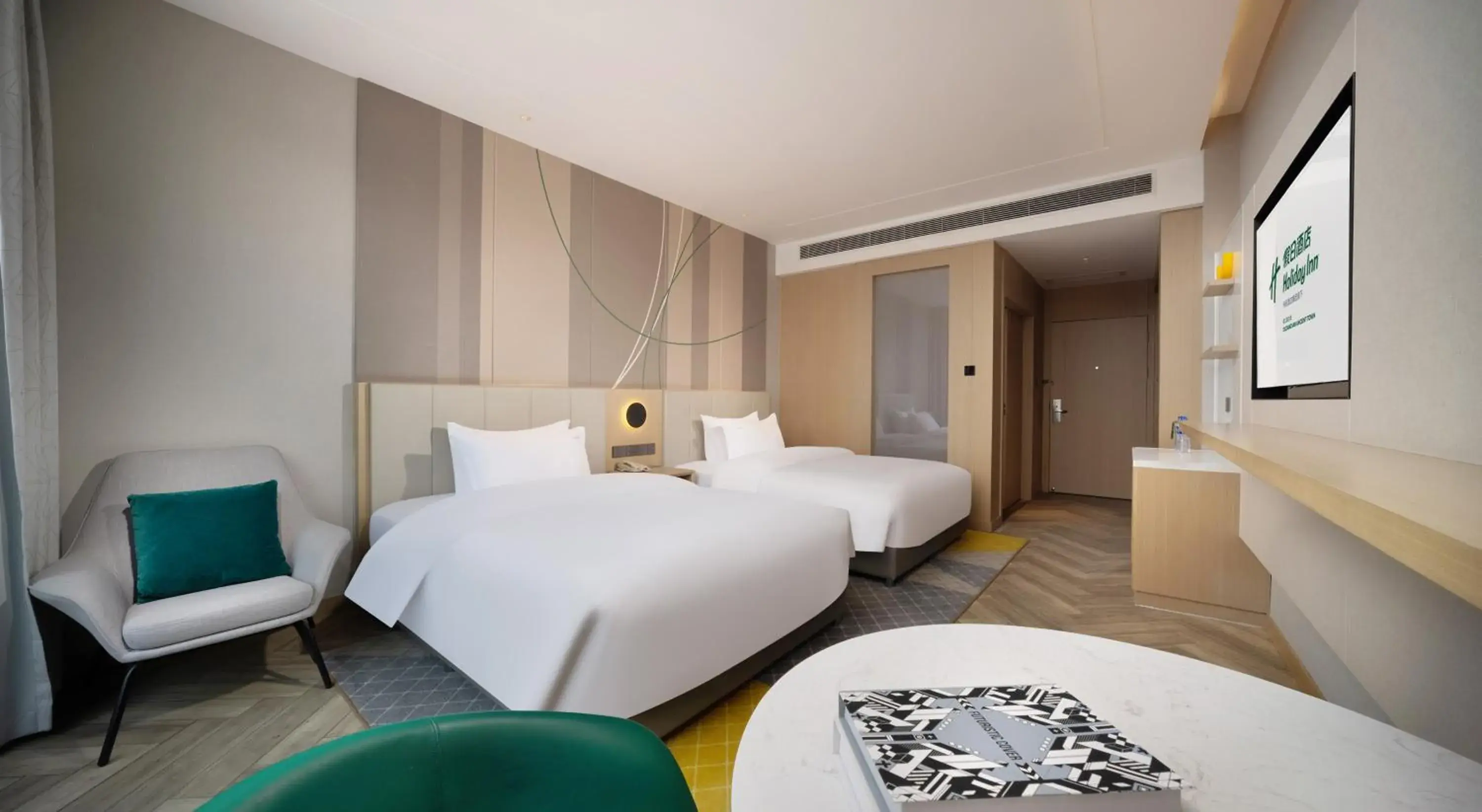 Bed in Holiday Inn Dujiangyan Ancient Town by IHG Bed in Holiday Inn Dujiangyan Ancient Town by IHG