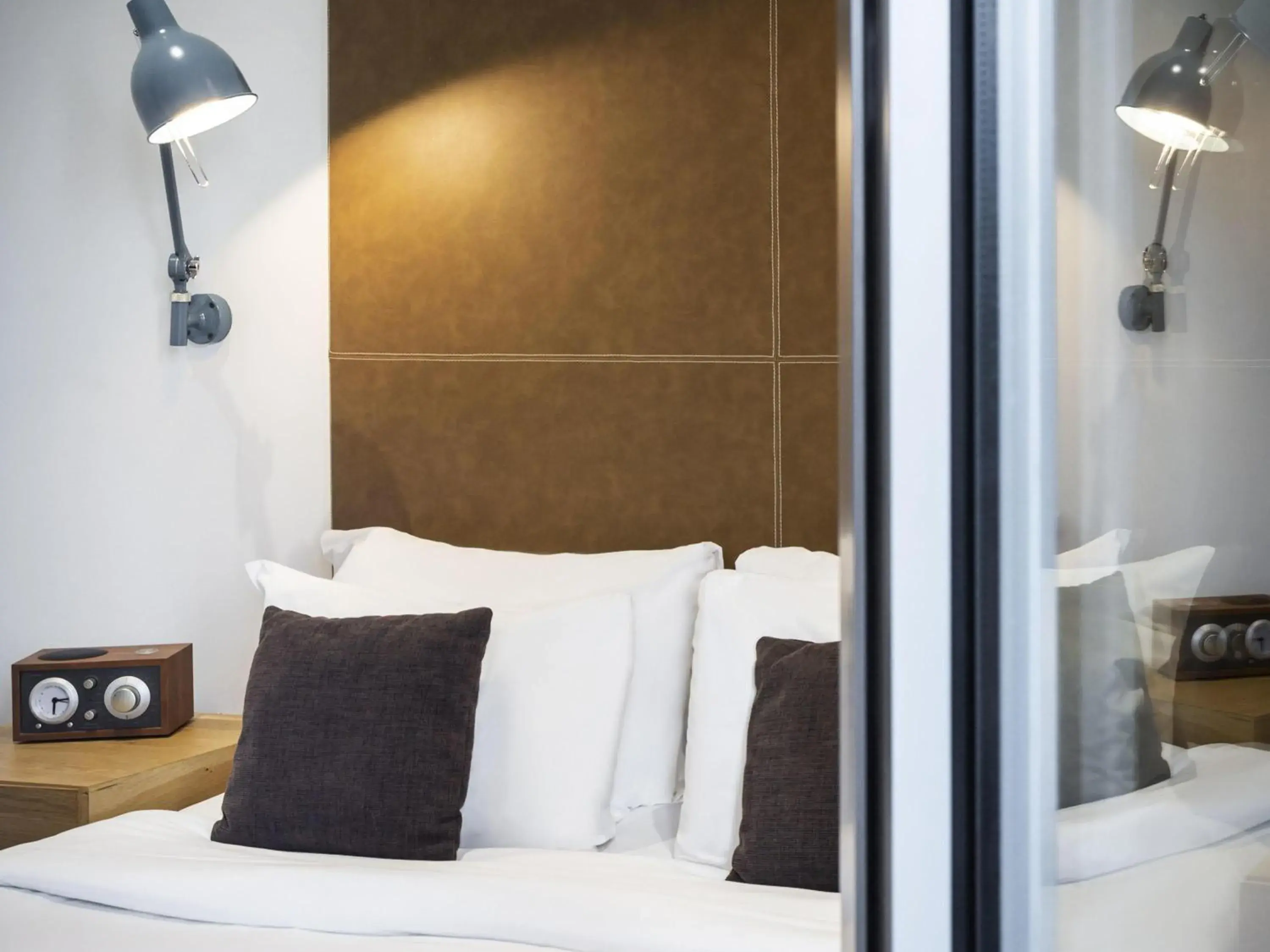 Bedroom, Bed in Aparthotel Adagio London Brentford Bedroom, Bed in Aparthotel Adagio London Brentford