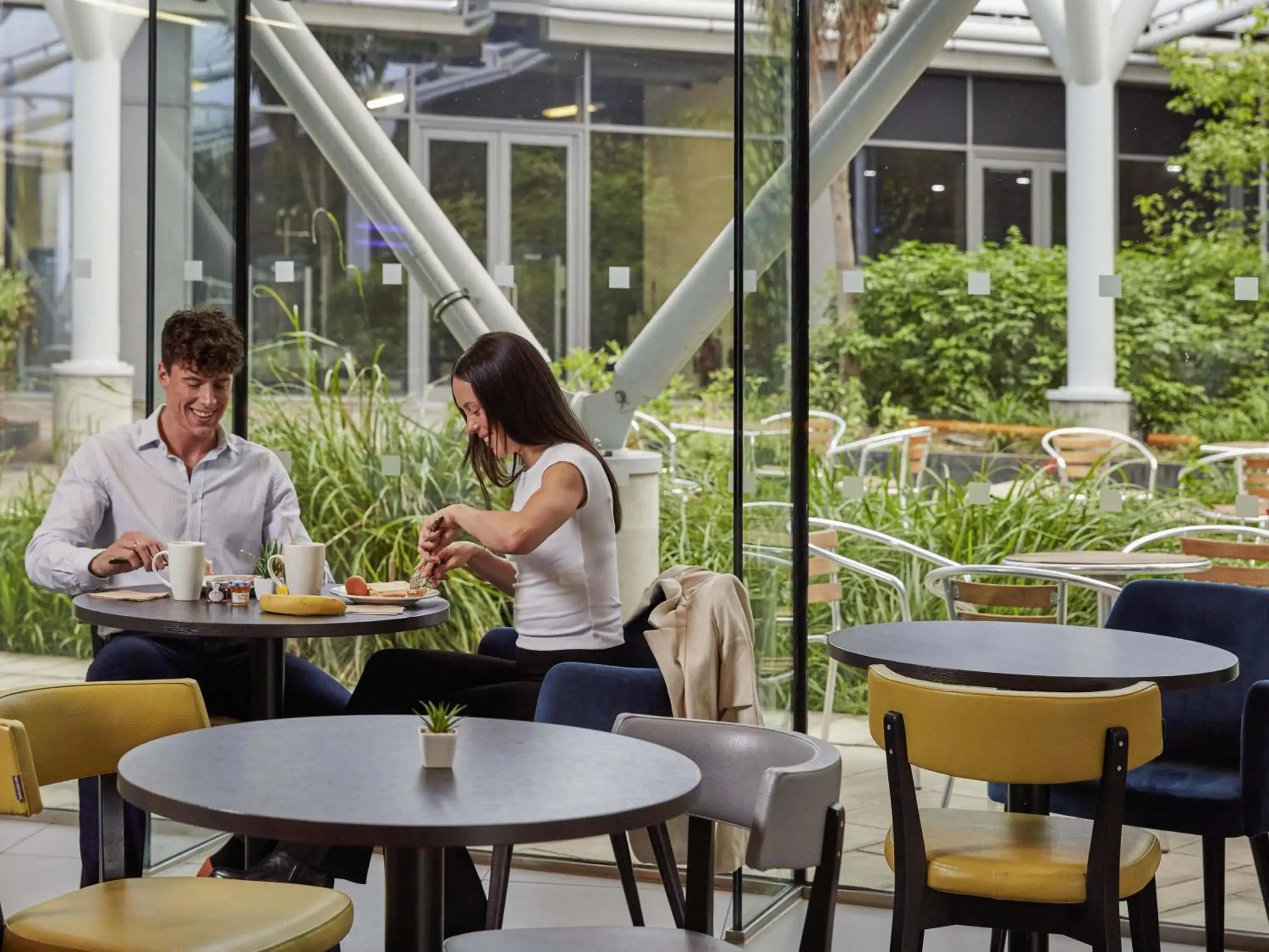 Breakfast in Aparthotel Adagio London Brentford Breakfast in Aparthotel Adagio London Brentford