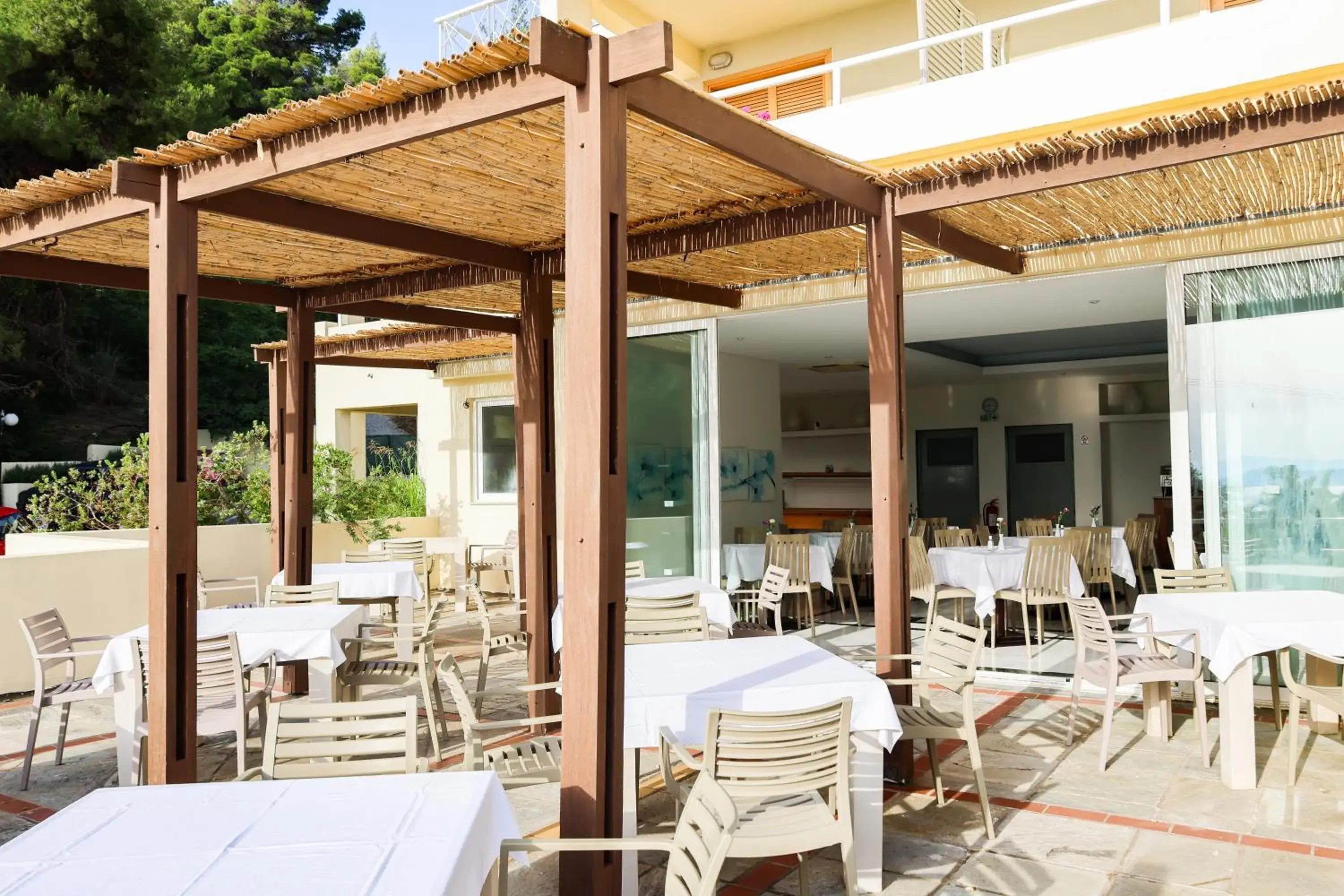 Restaurant/places to eat in Kanapitsa Mare Hotel Restaurant/places to eat in Kanapitsa Mare Hotel