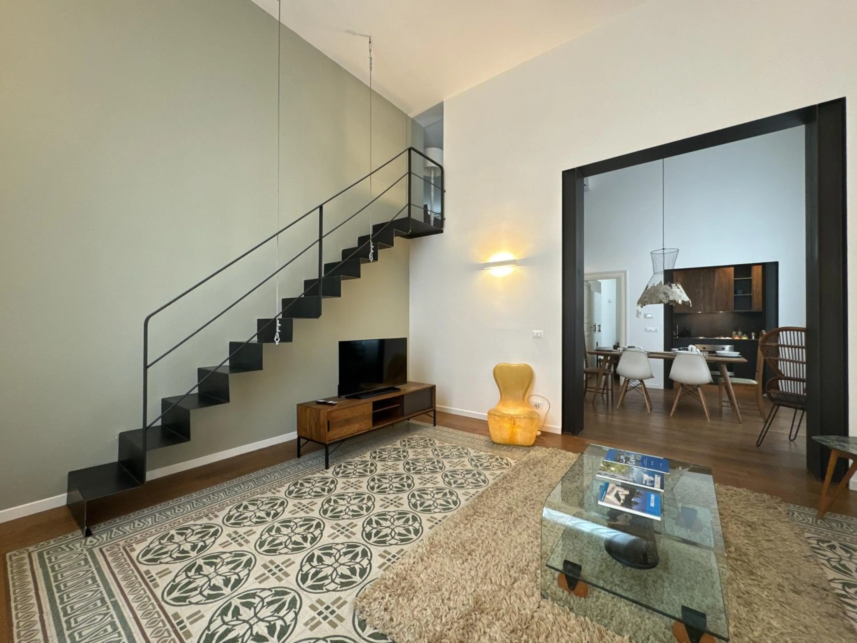 Laura's Apartment