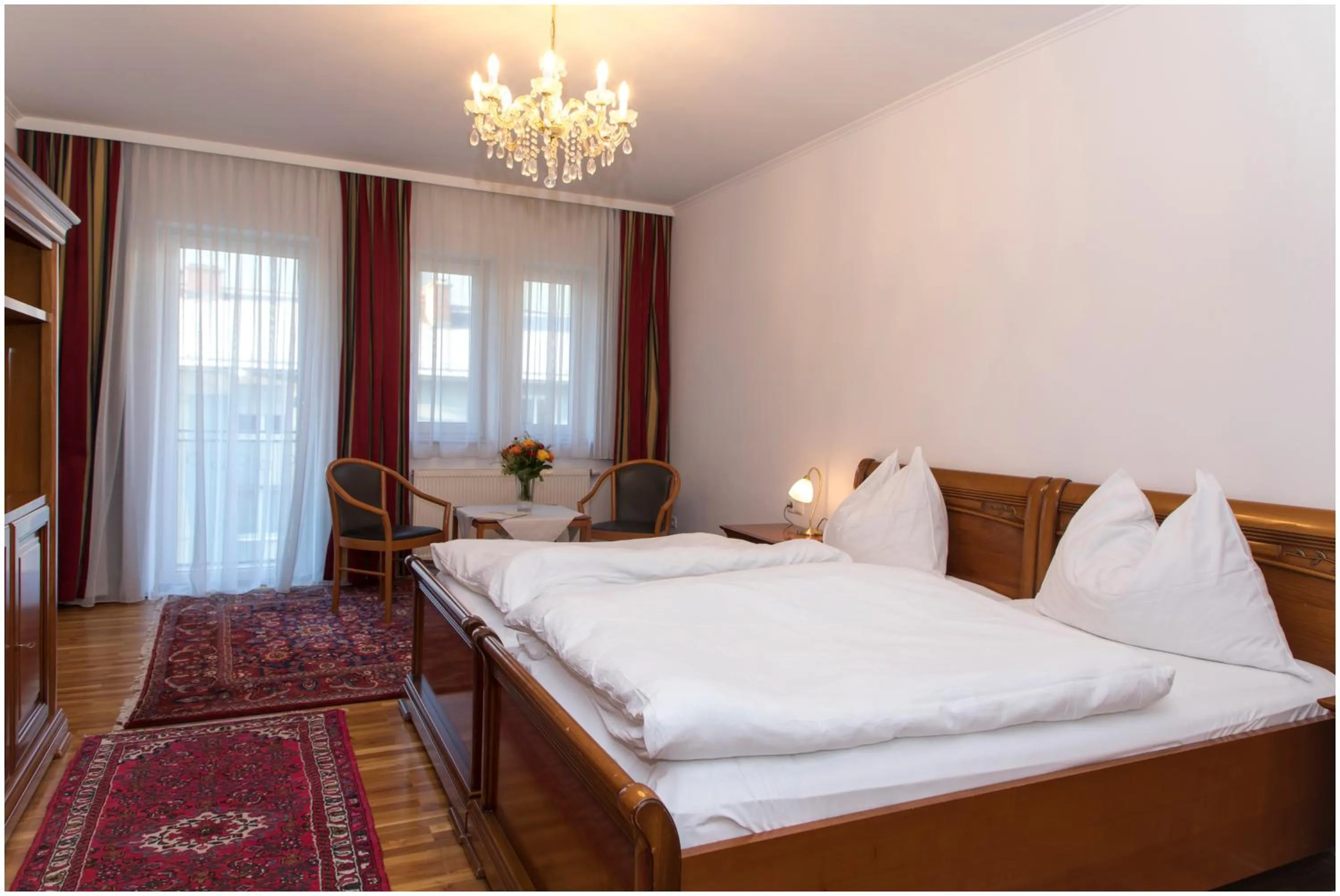 Bed in Hotel Gratkorn - "Bed & Breakfast"