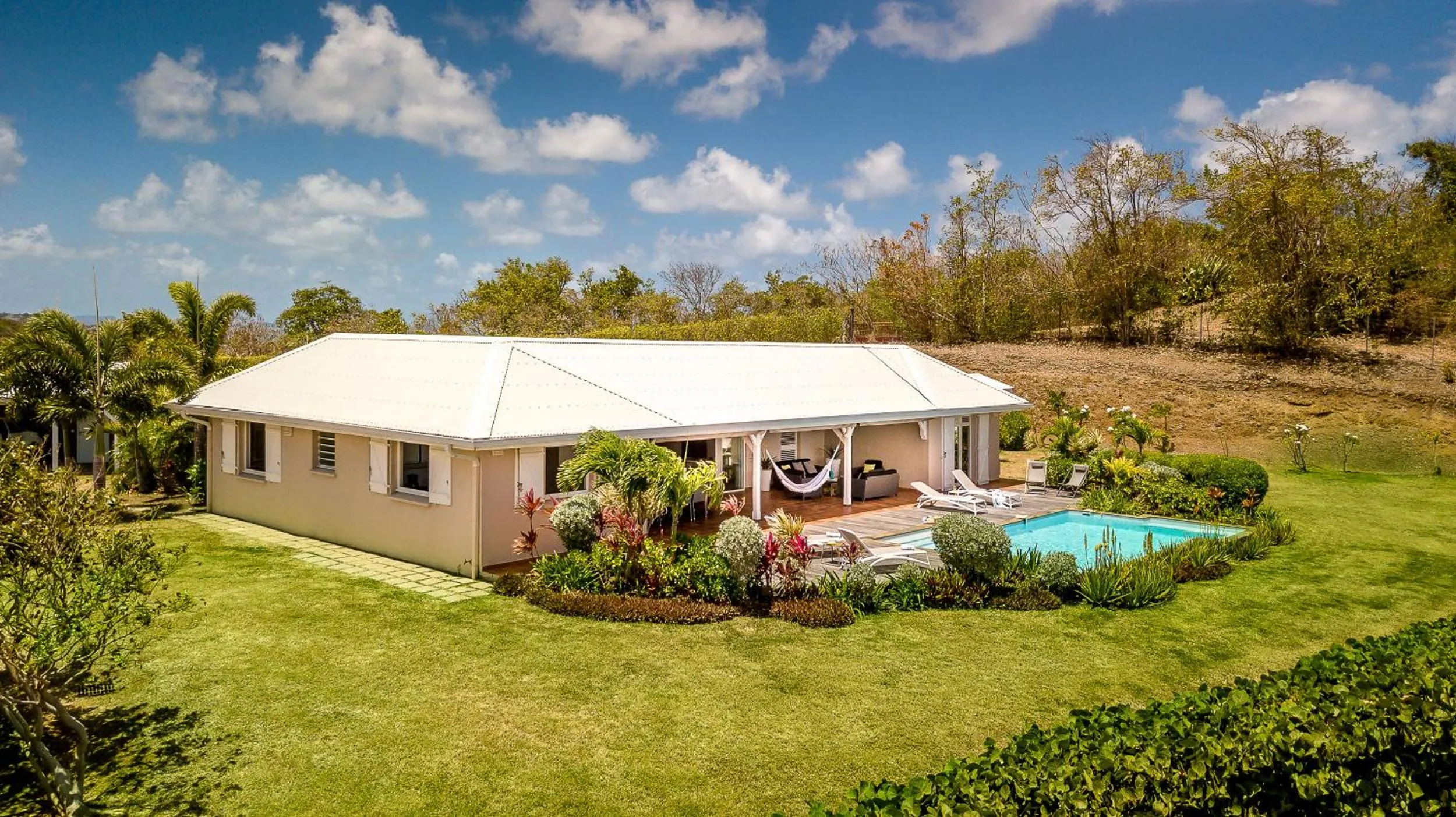 Facade/entrance in Villas Palm