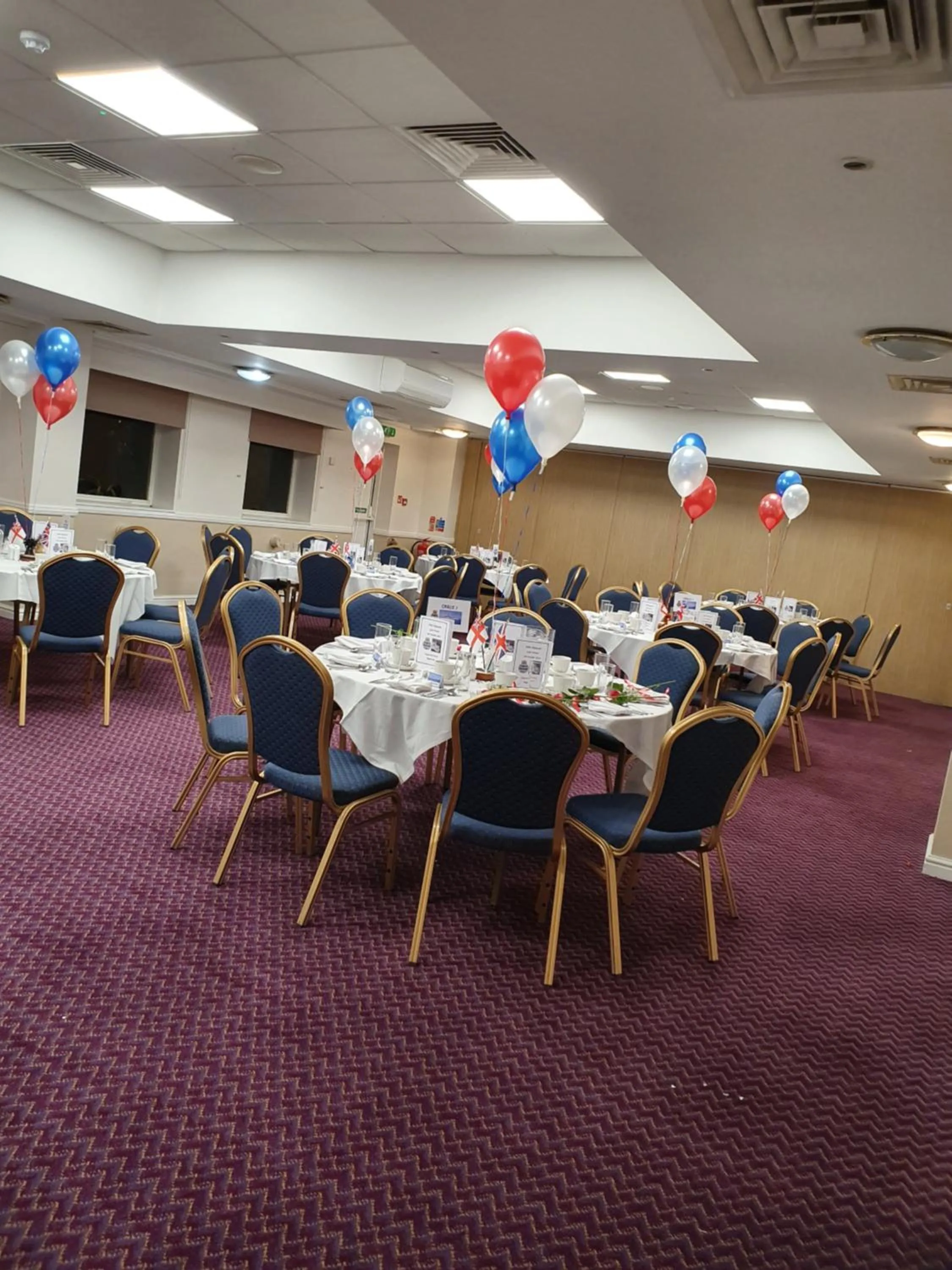 Evening entertainment in Kegworth Hotel East Midlands Airport